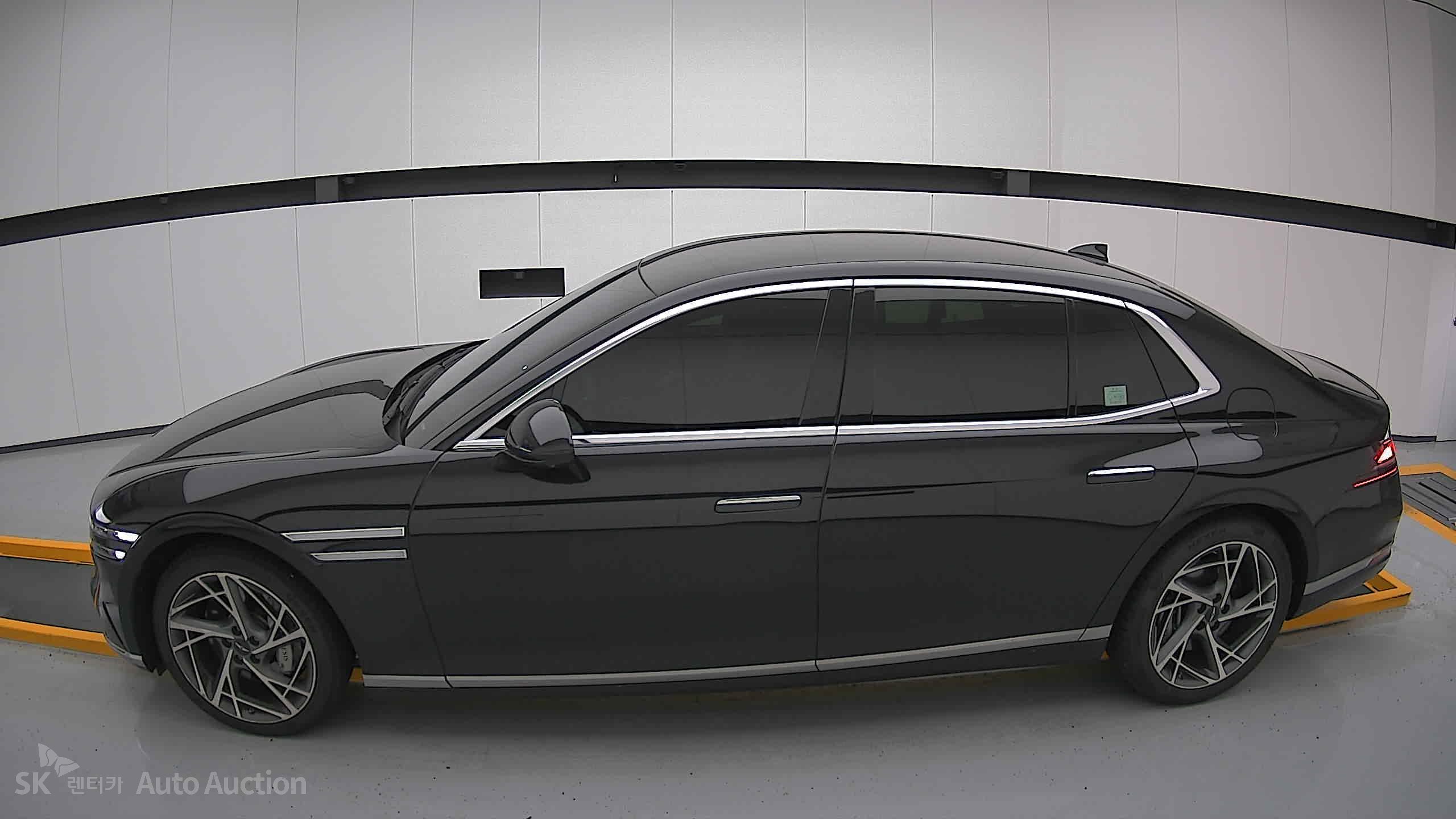 2023 - genesis g90