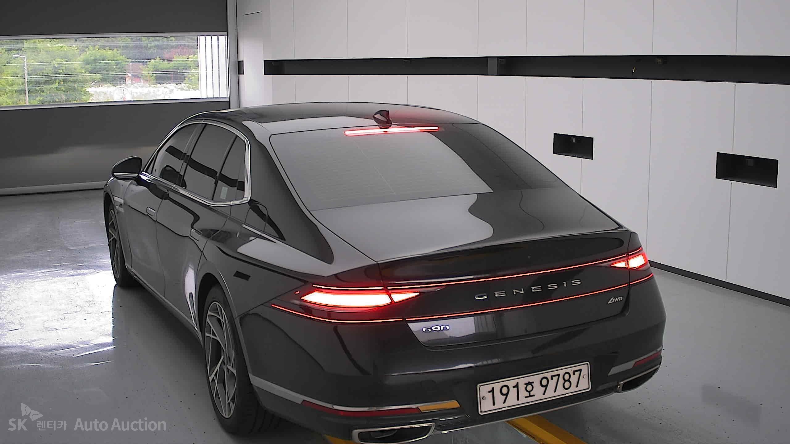 2023 - genesis g90