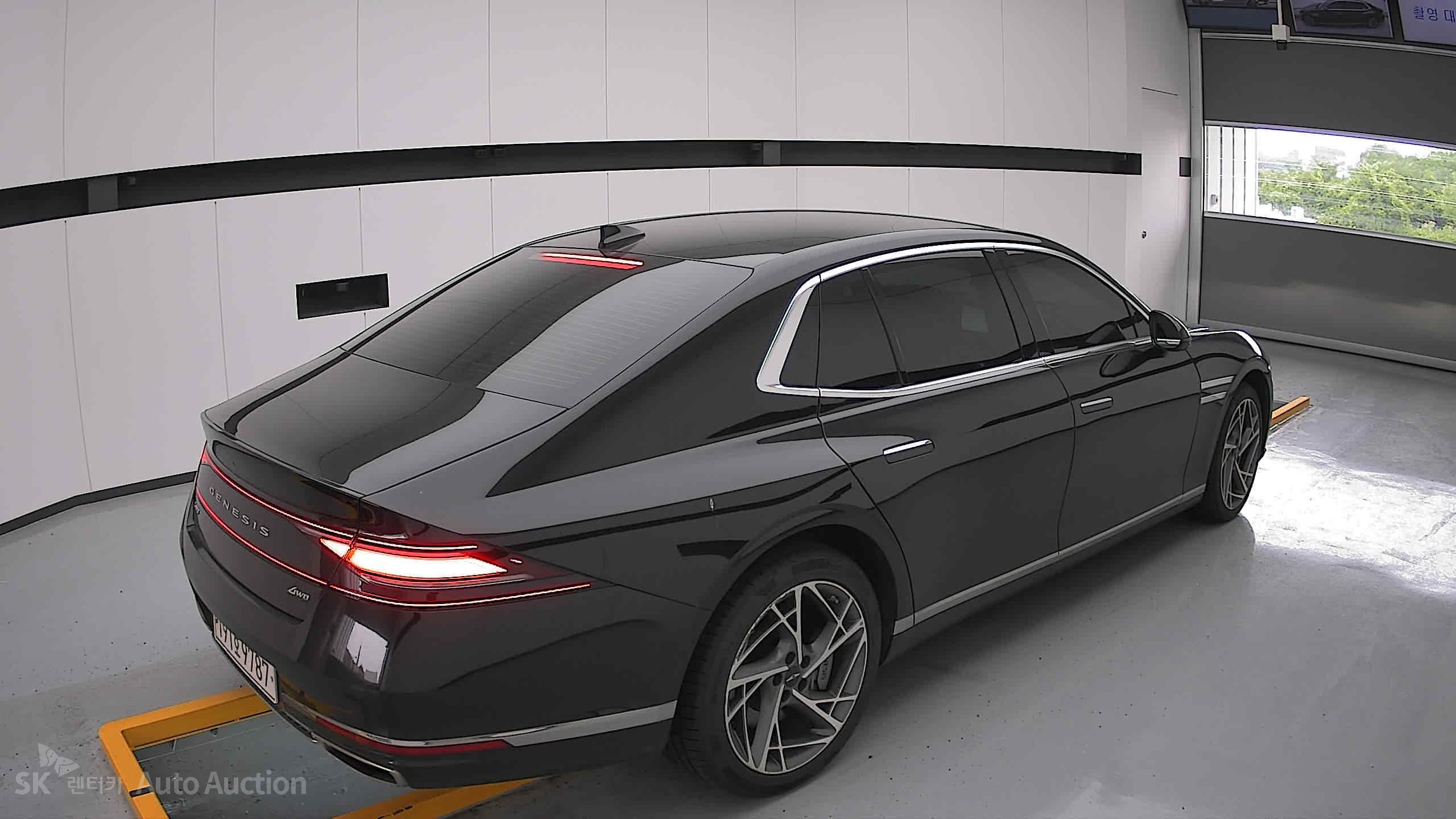 2023 - genesis g90