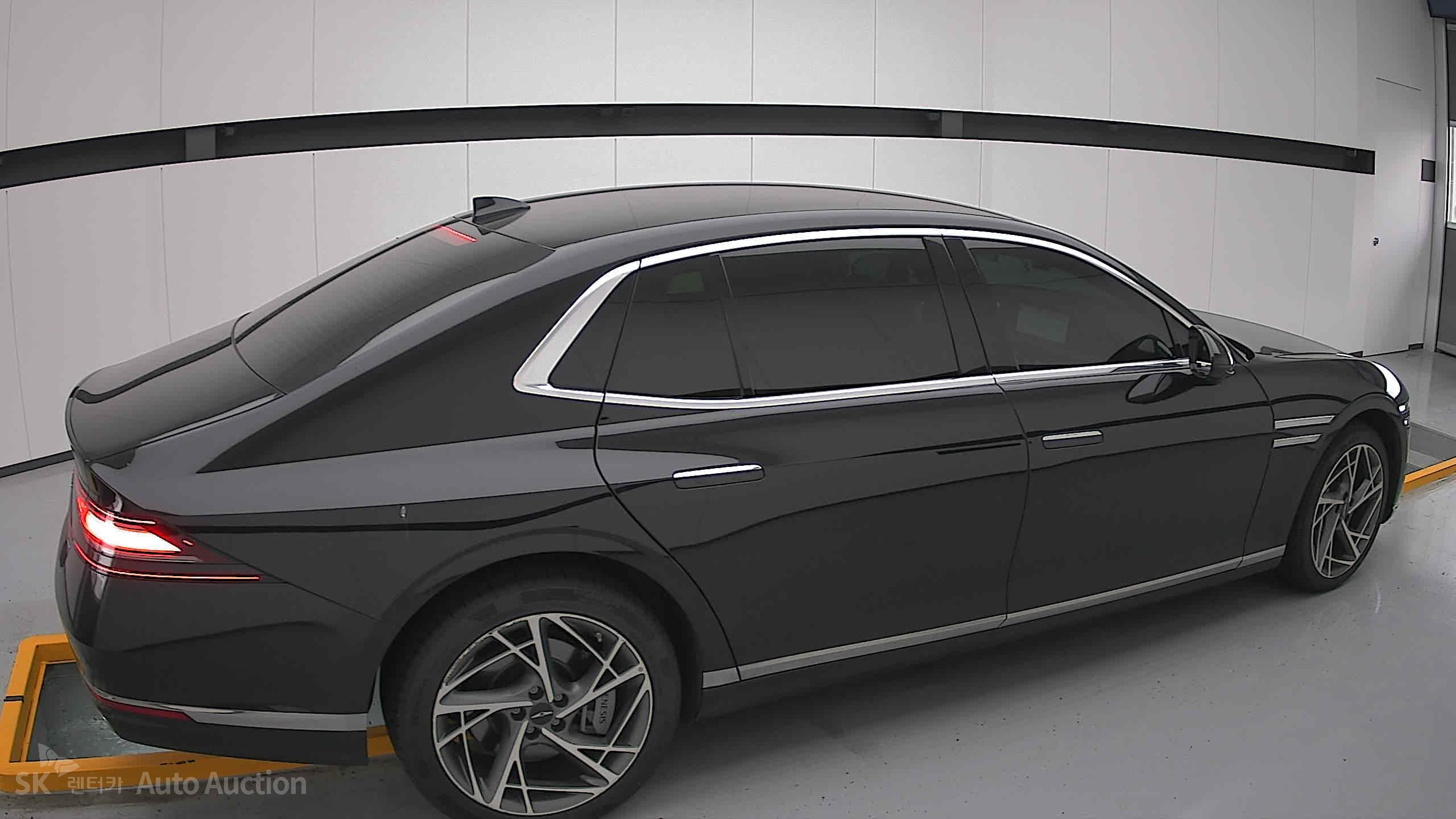 2023 - genesis g90