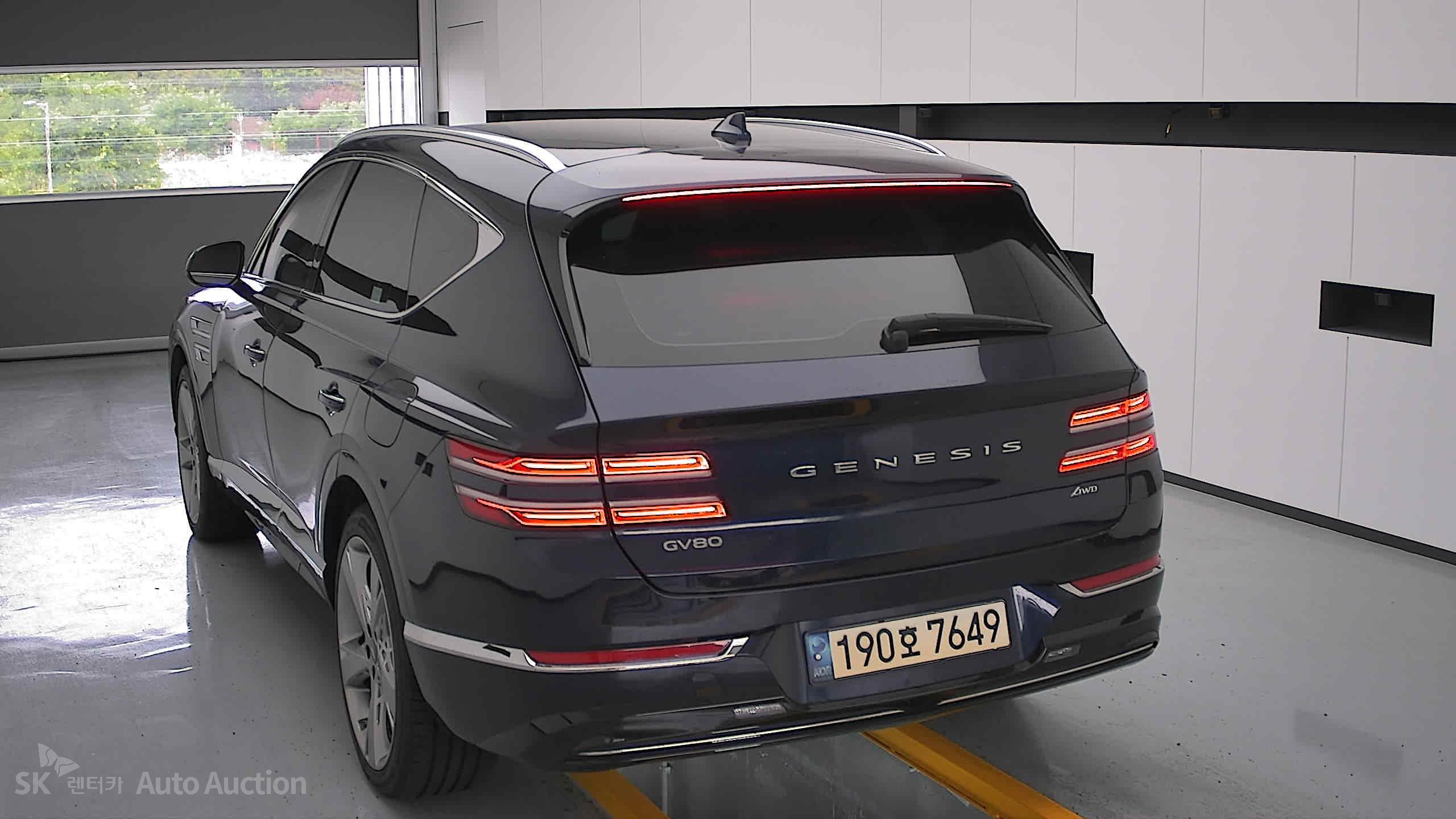 2022 - genesis gv80
