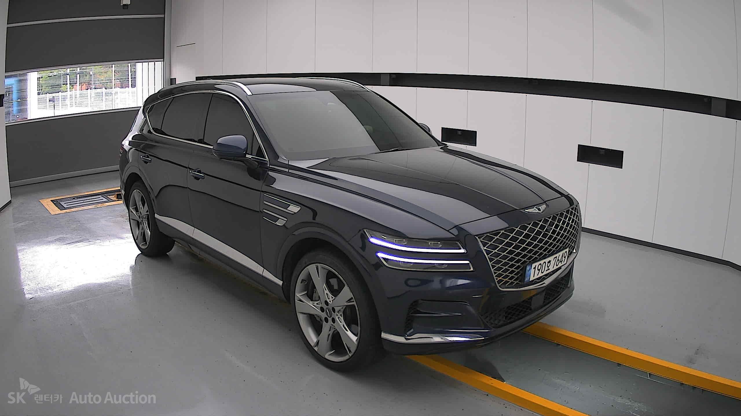 2022 - genesis gv80