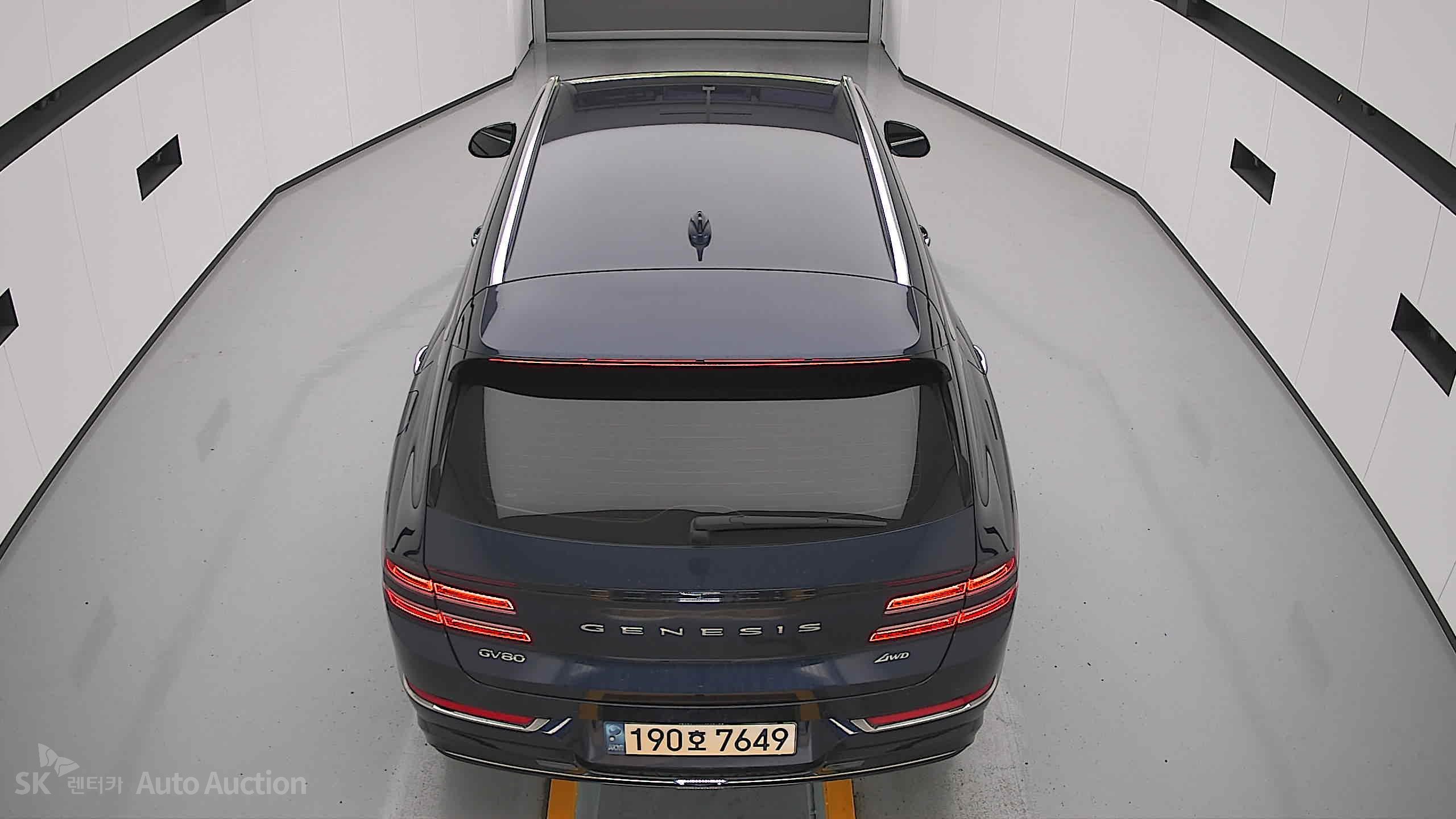 2022 - genesis gv80