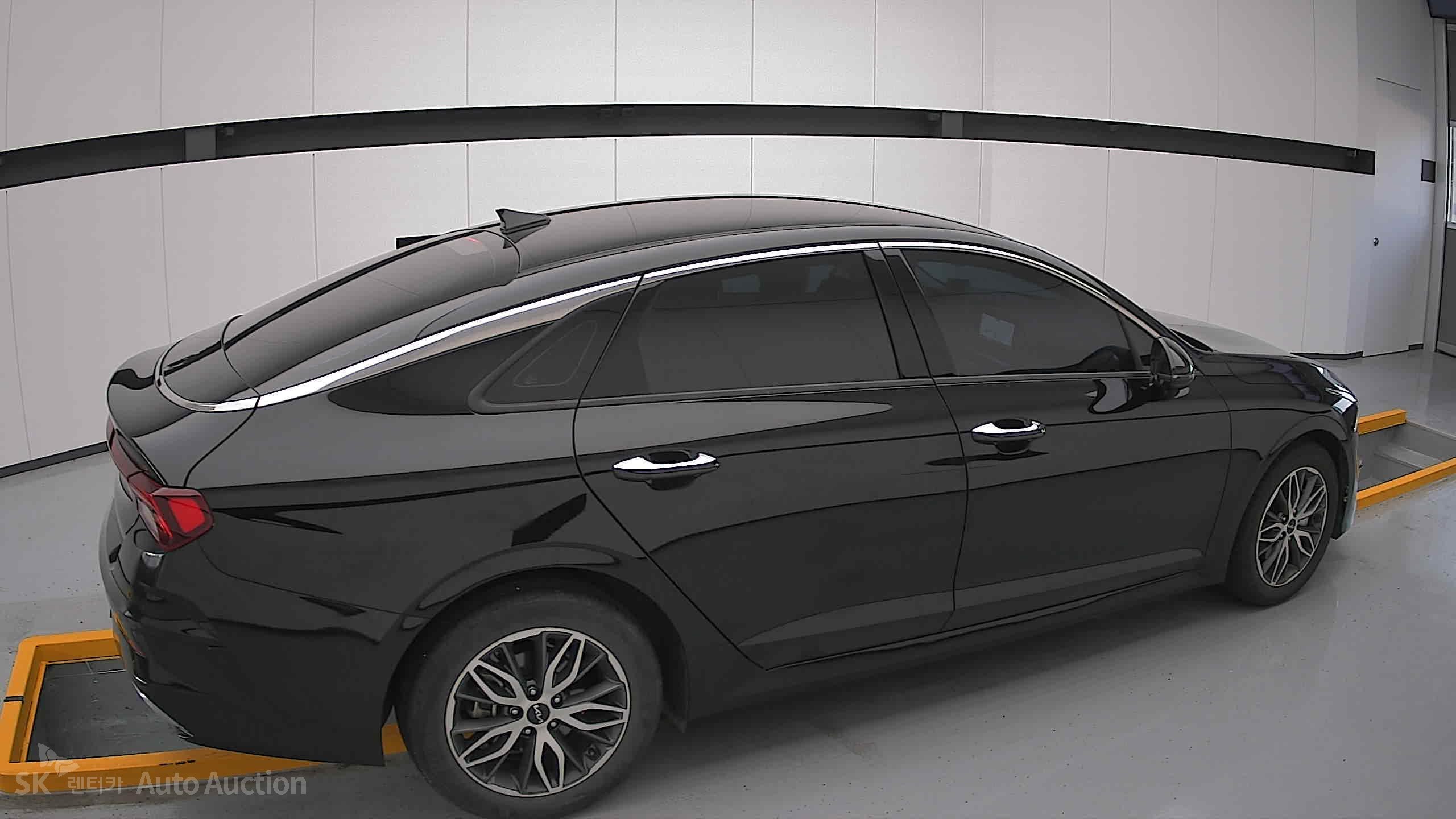 2023 - kia k5