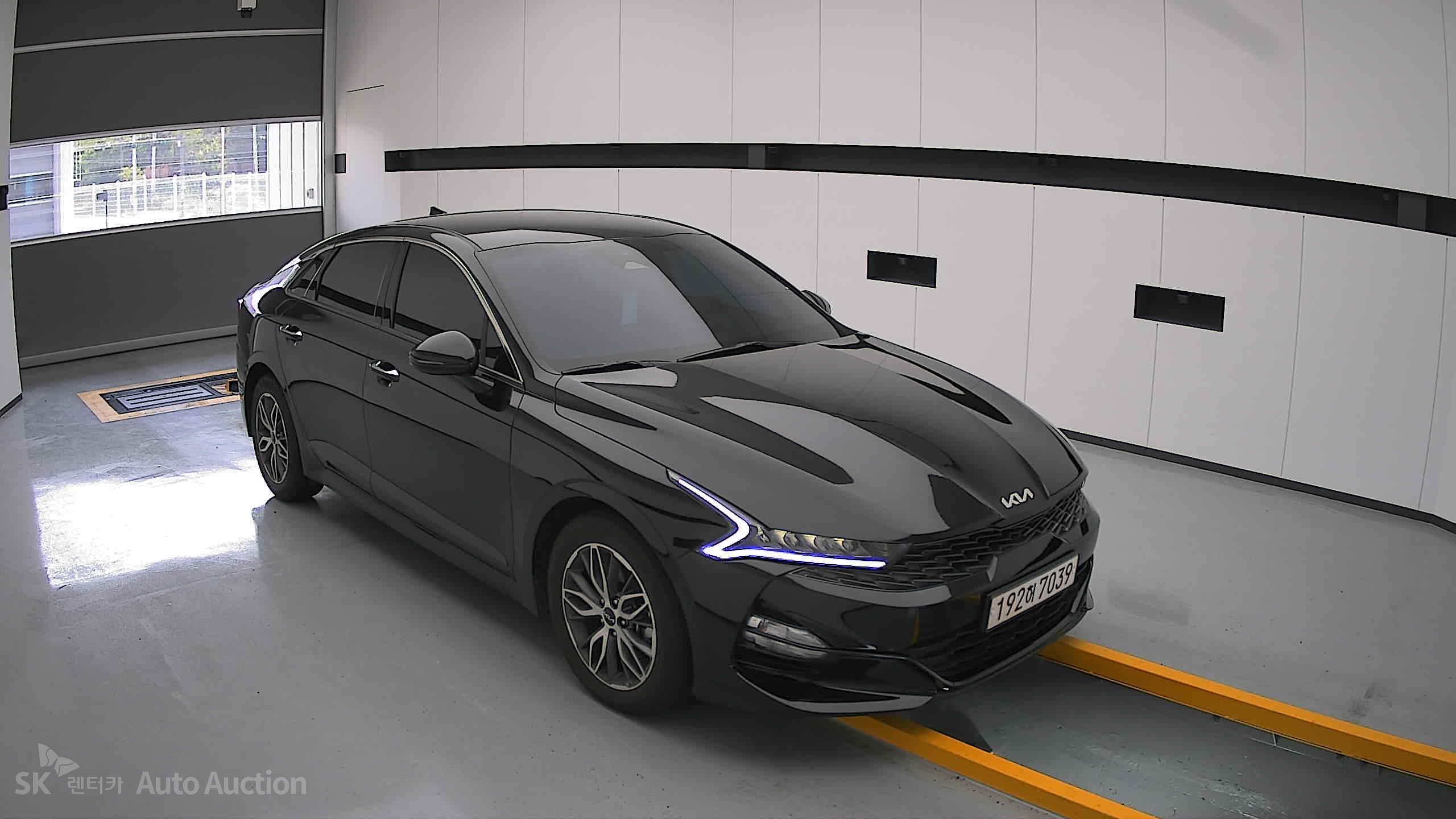 2023 - kia k5