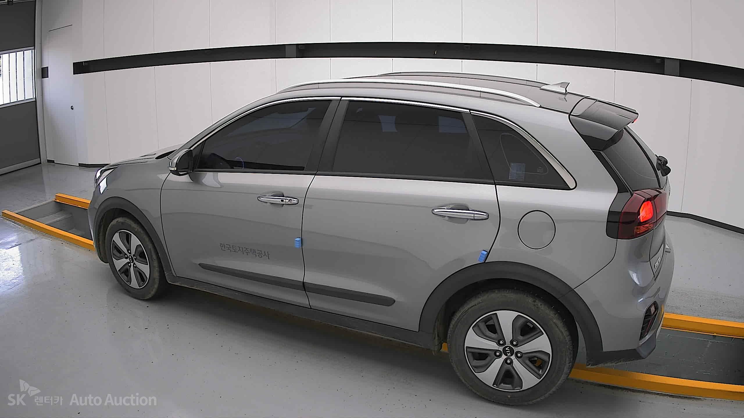 2021 - kia niro