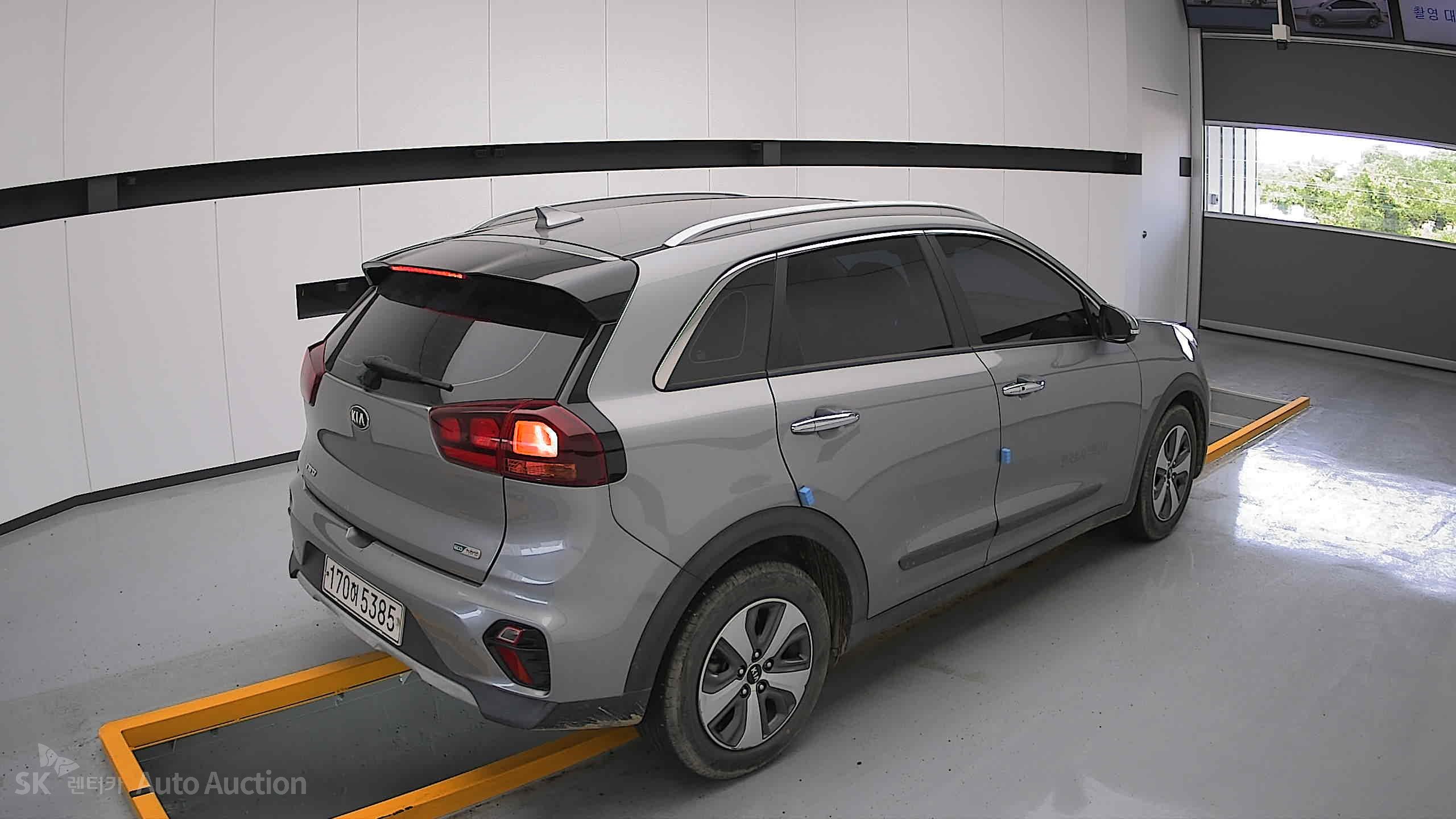 2021 - kia niro