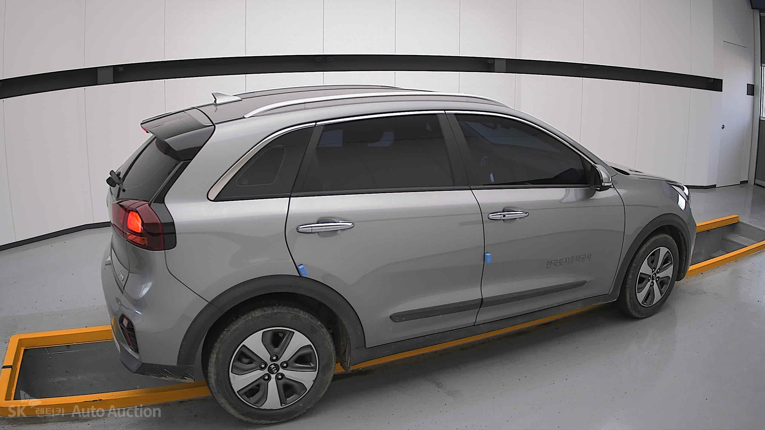 2021 - kia niro