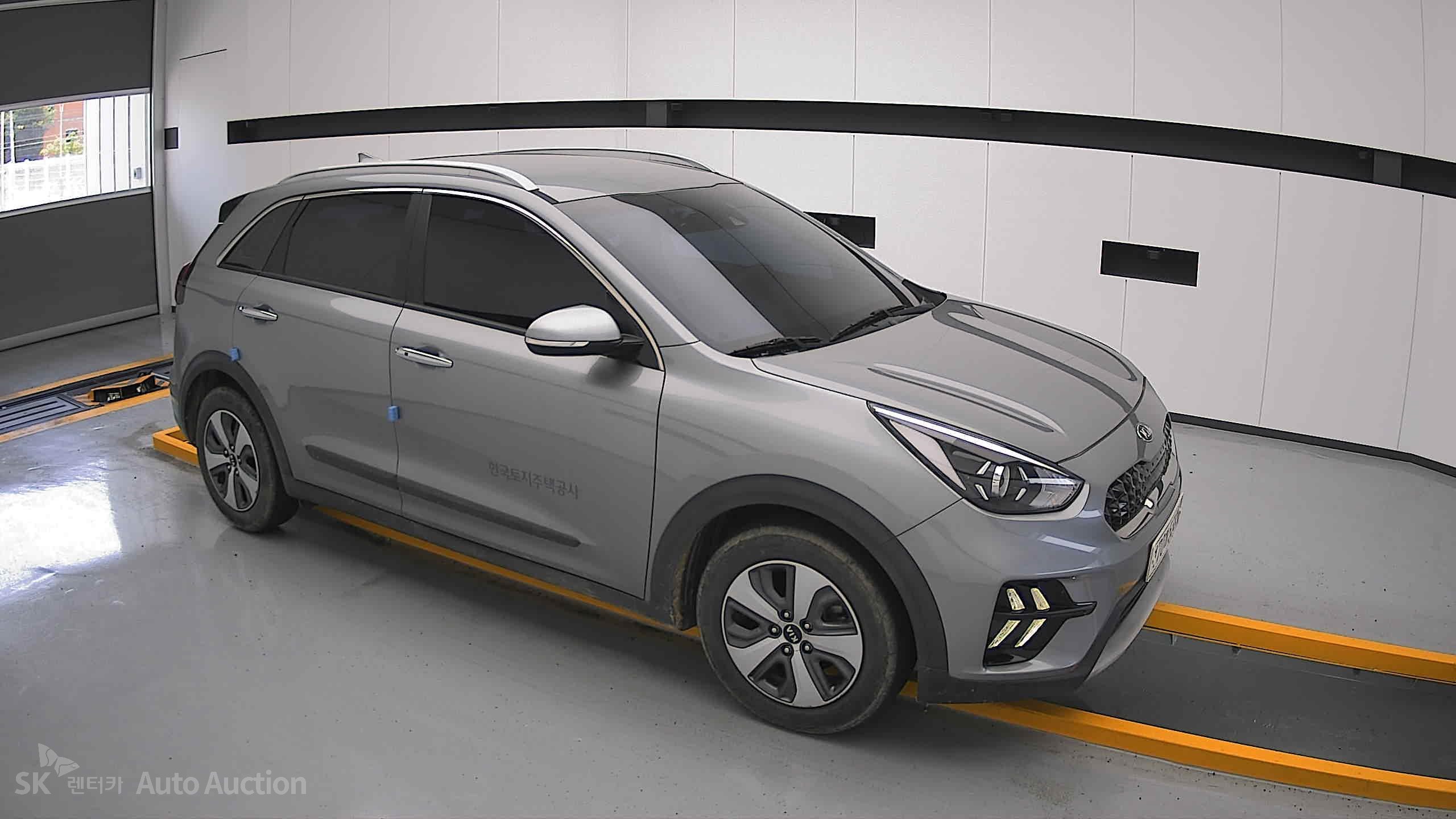 2021 - kia niro