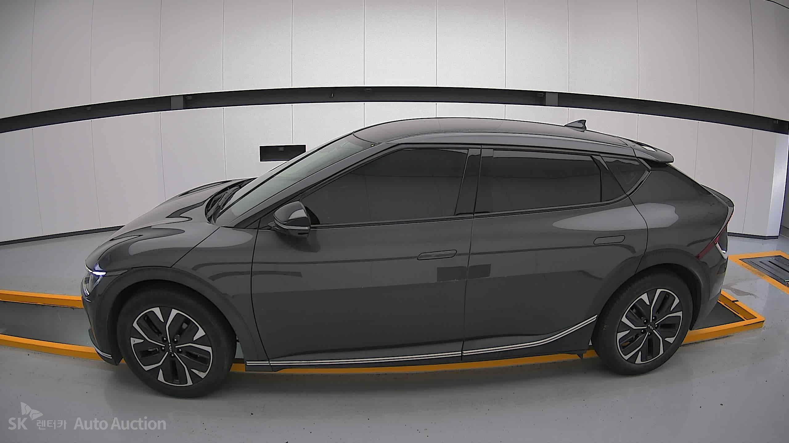 2022 - kia ev6