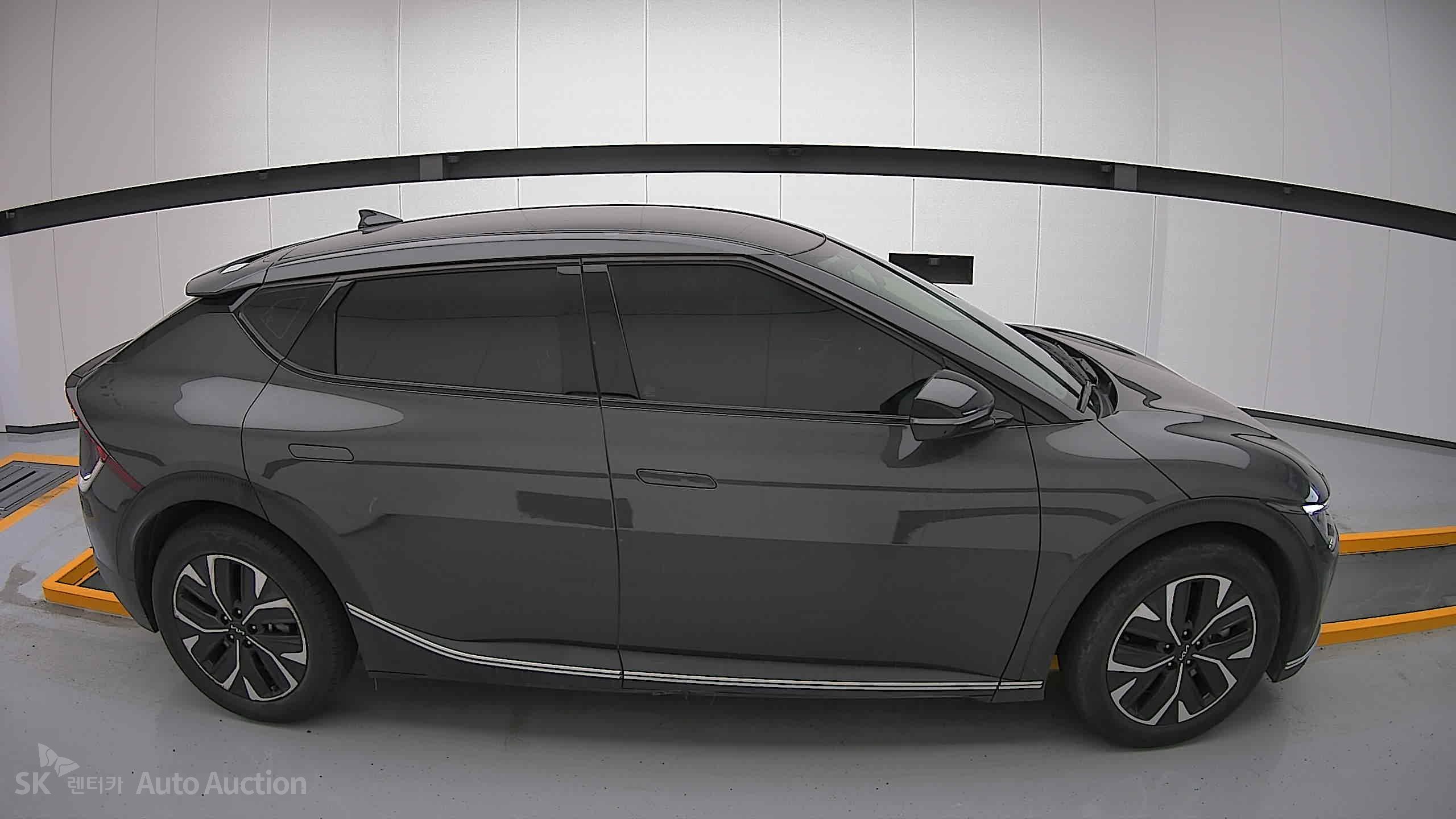 2022 - kia ev6