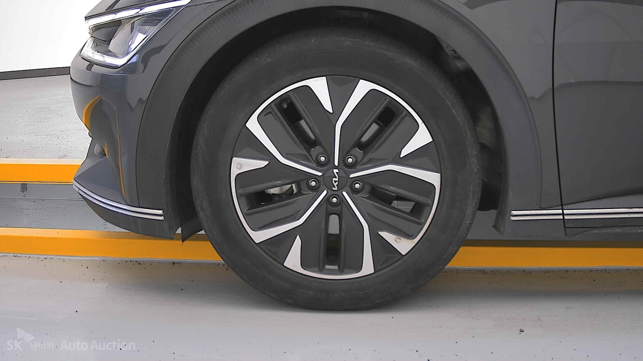 2022 - kia ev6