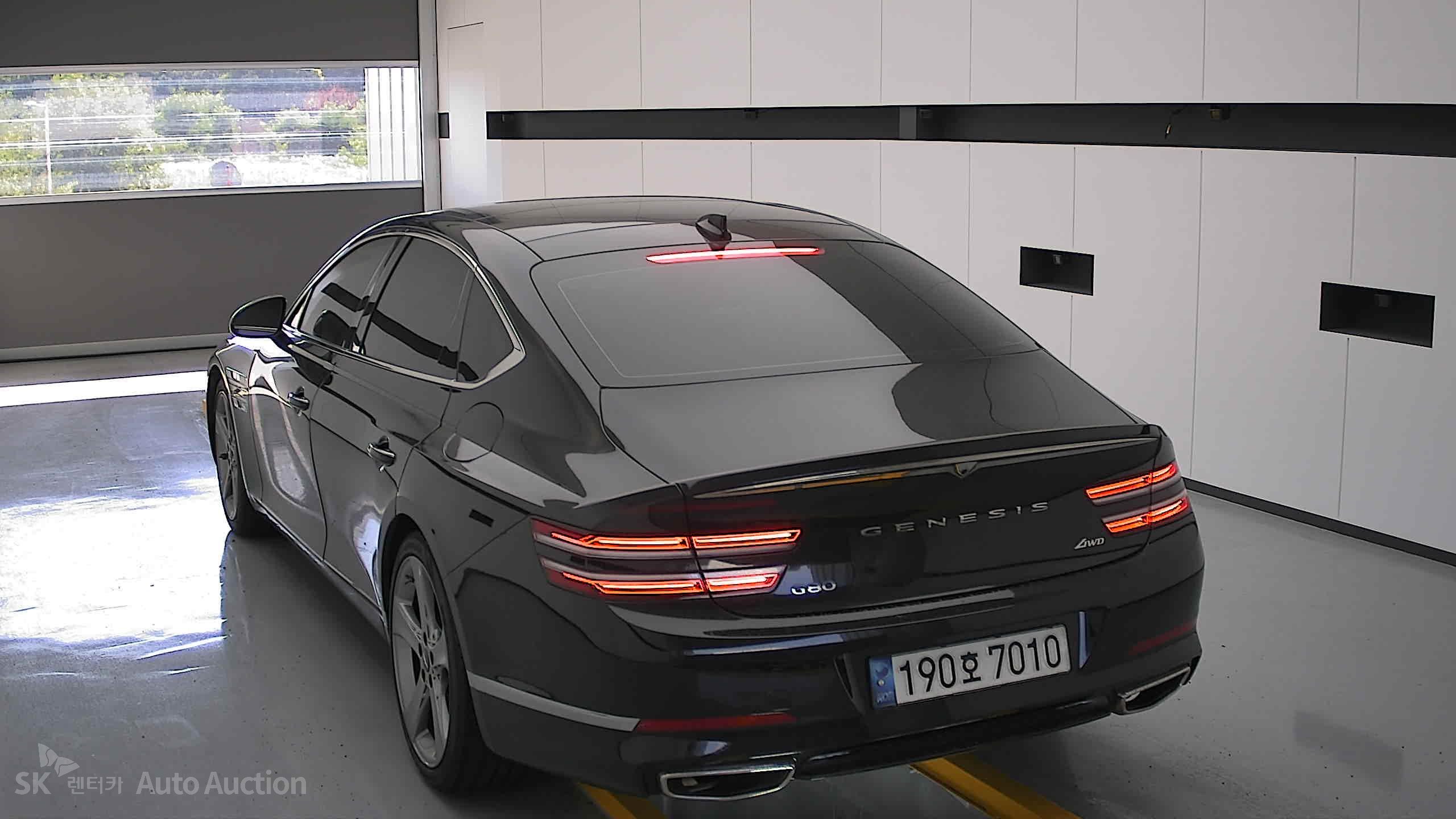 2022 - genesis g80