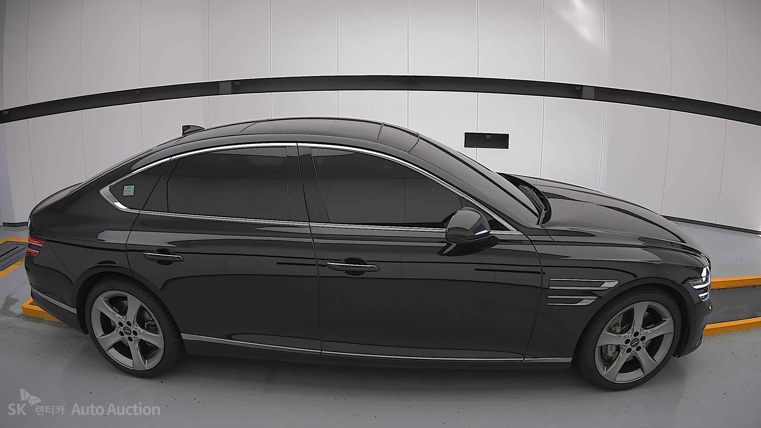 2022 - genesis g80
