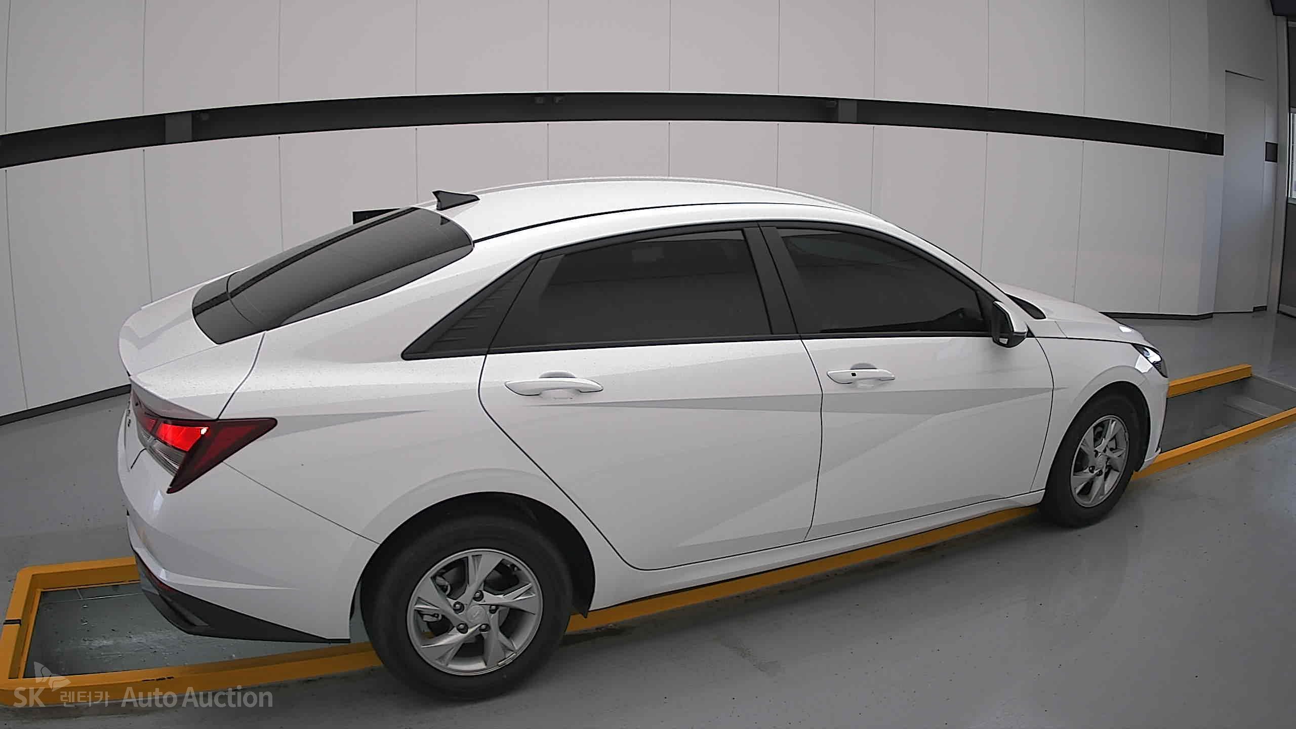 2023 - hyundai avante