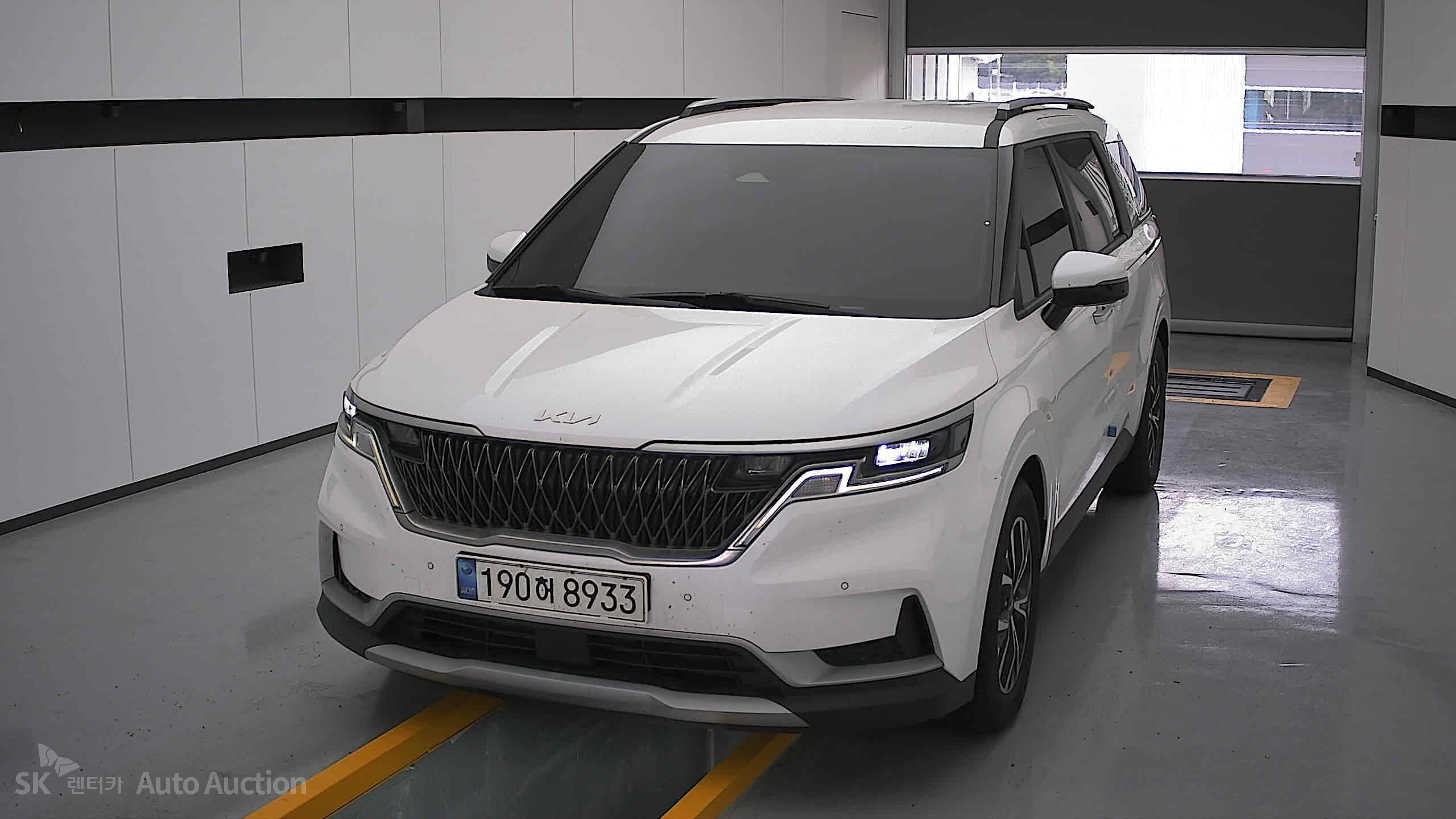 2022 - kia carnival
