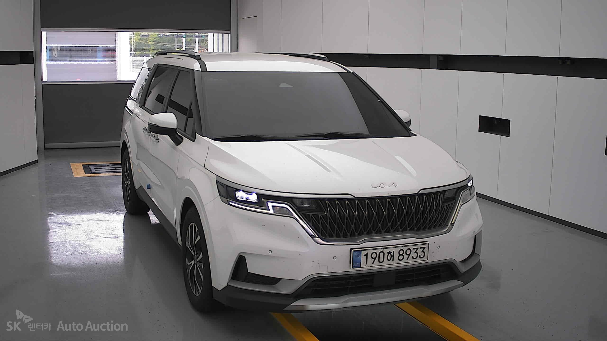 2022 - kia carnival