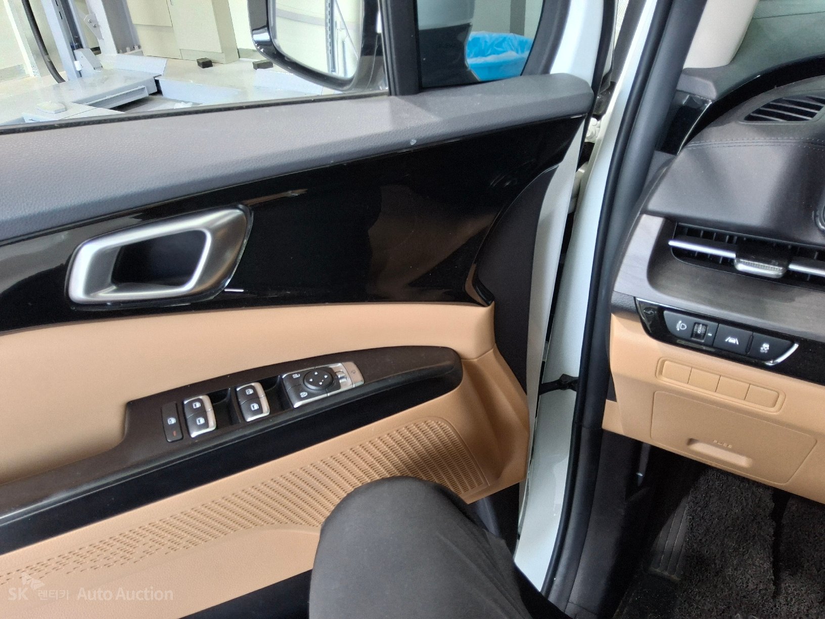 2022 - kia carnival