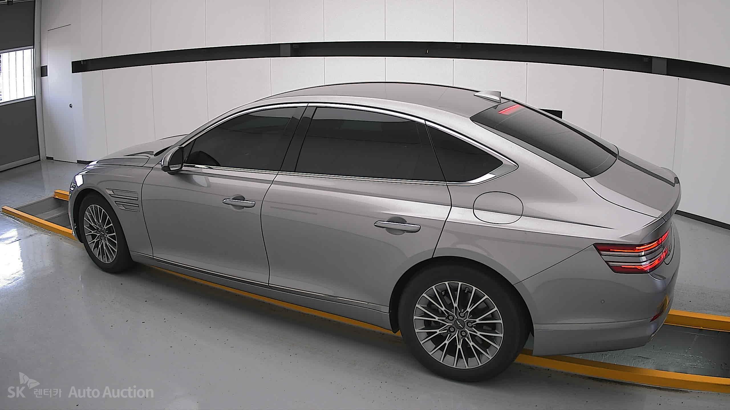 2022 - genesis g80