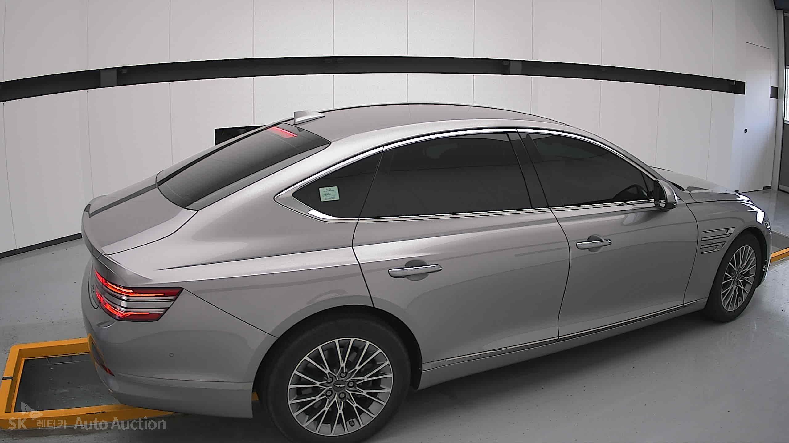 2022 - genesis g80
