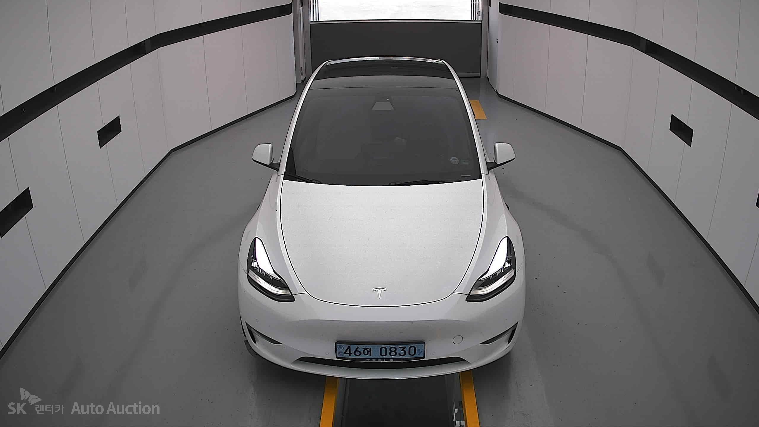 2022 - tesla model y