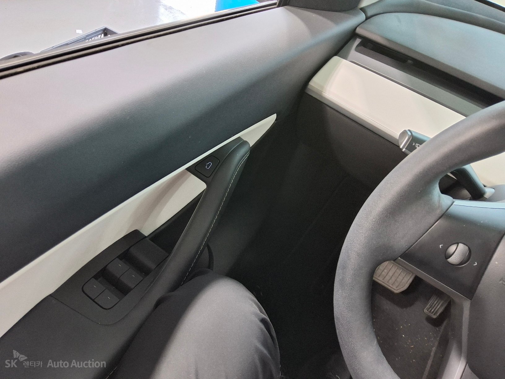 2022 - tesla model y