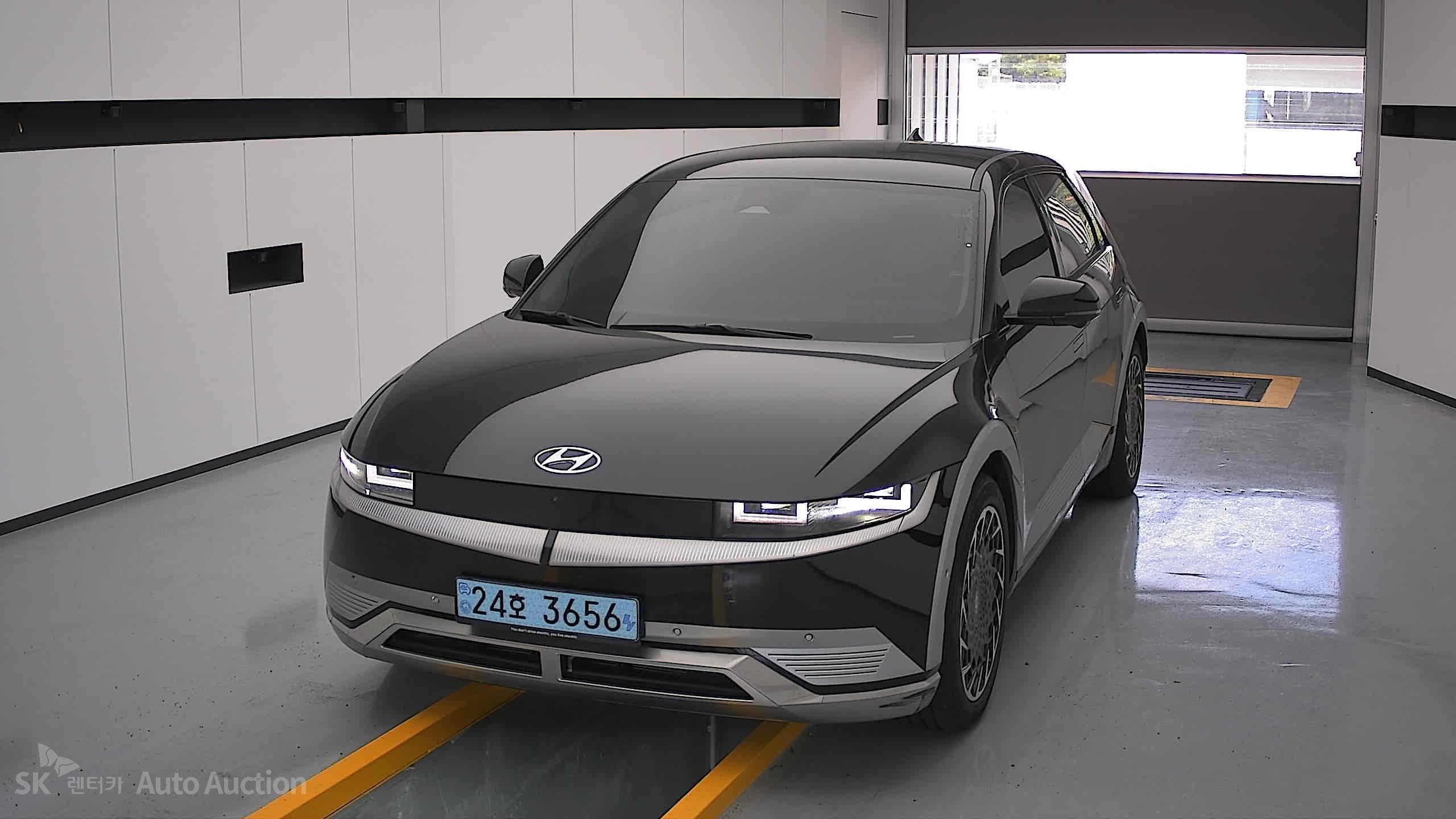 2022 - hyundai ioniq