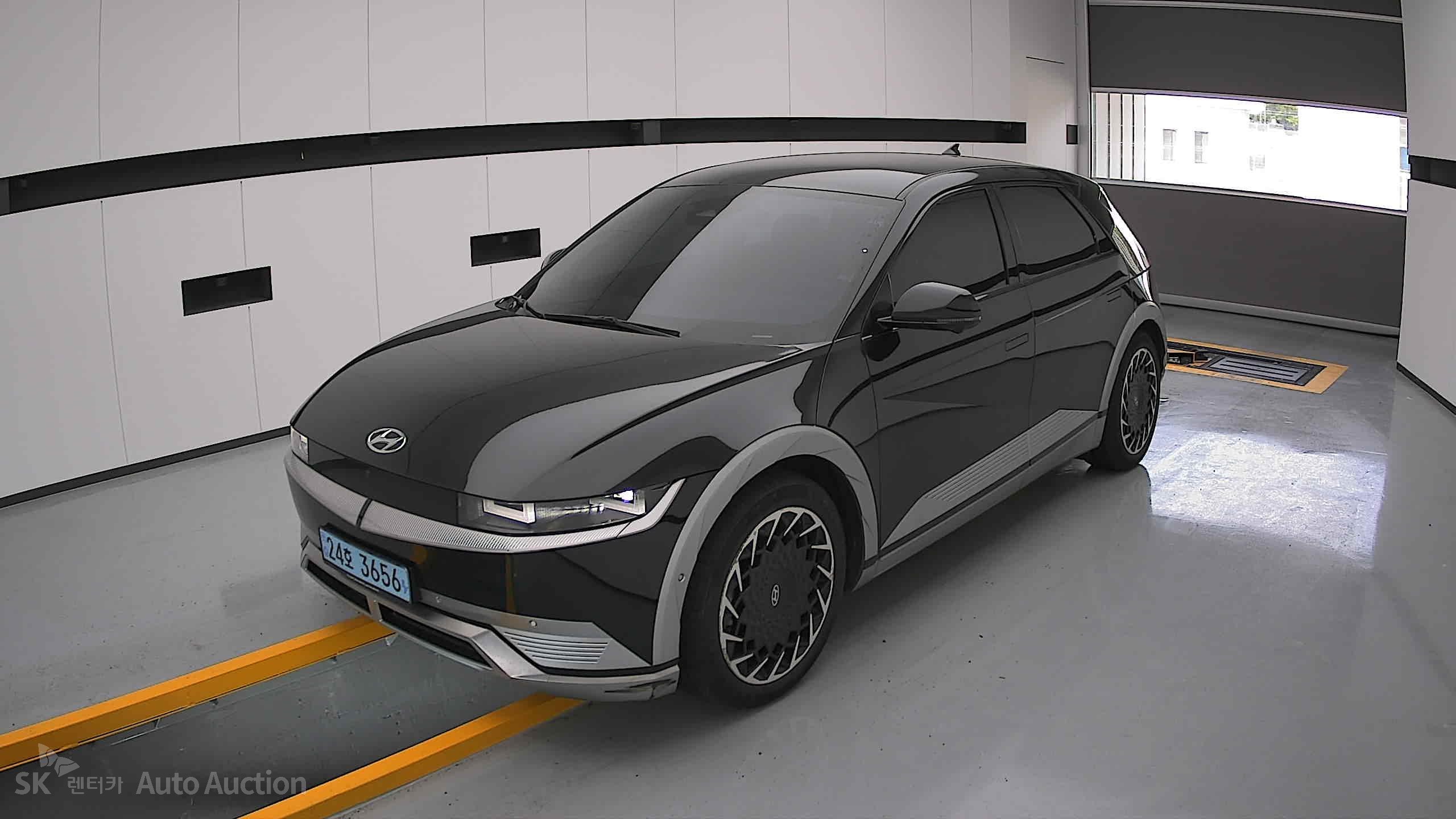 2022 - hyundai ioniq