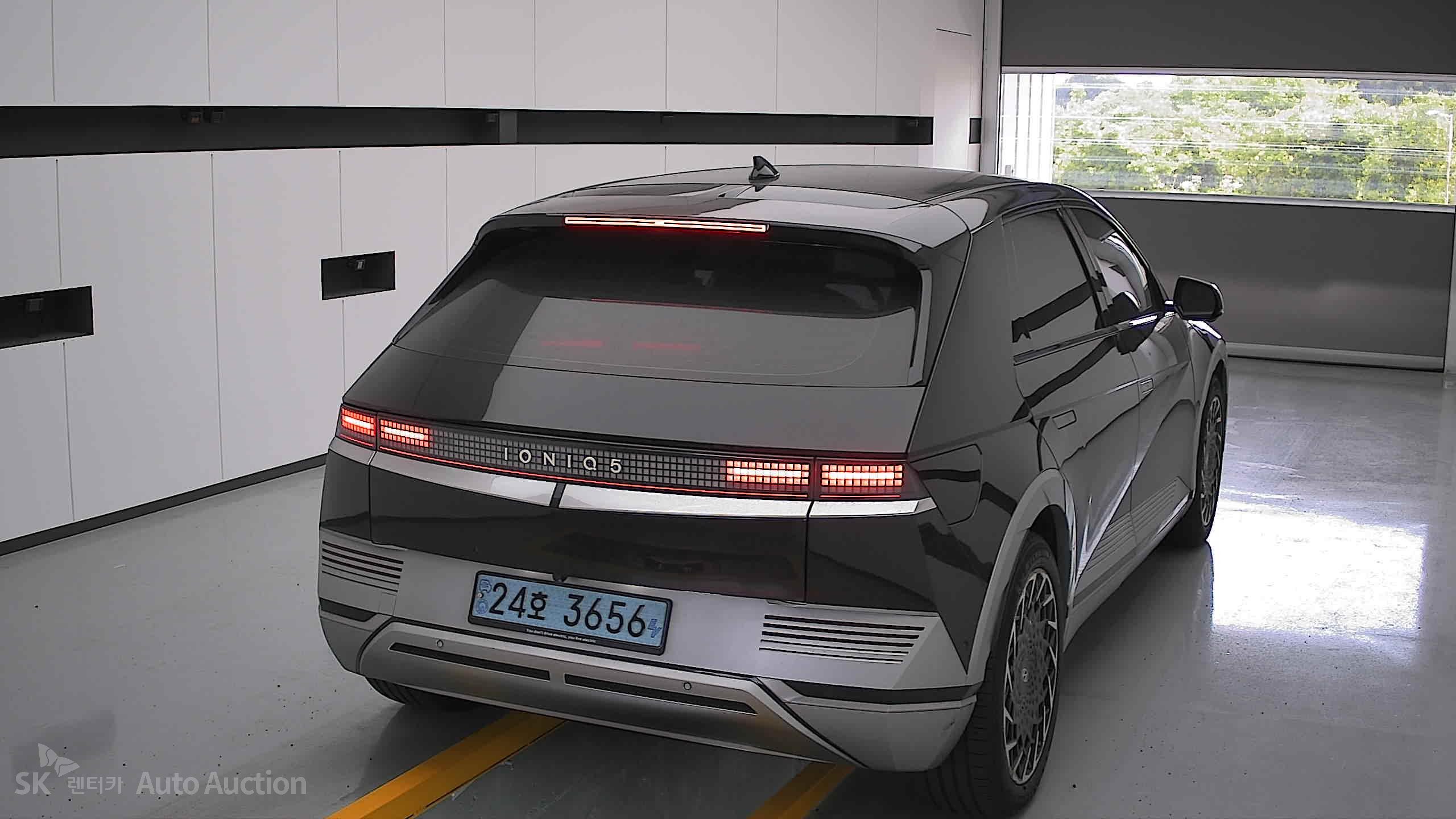 2022 - hyundai ioniq