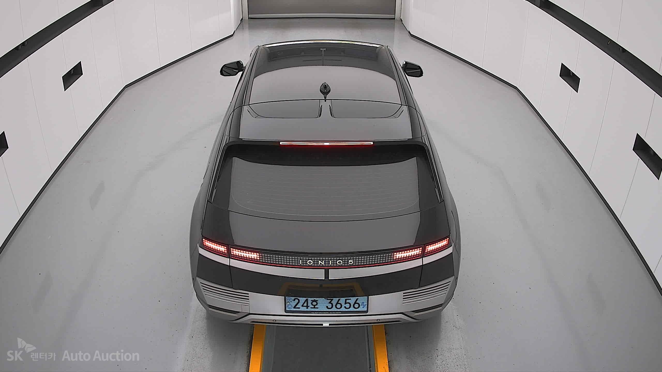2022 - hyundai ioniq