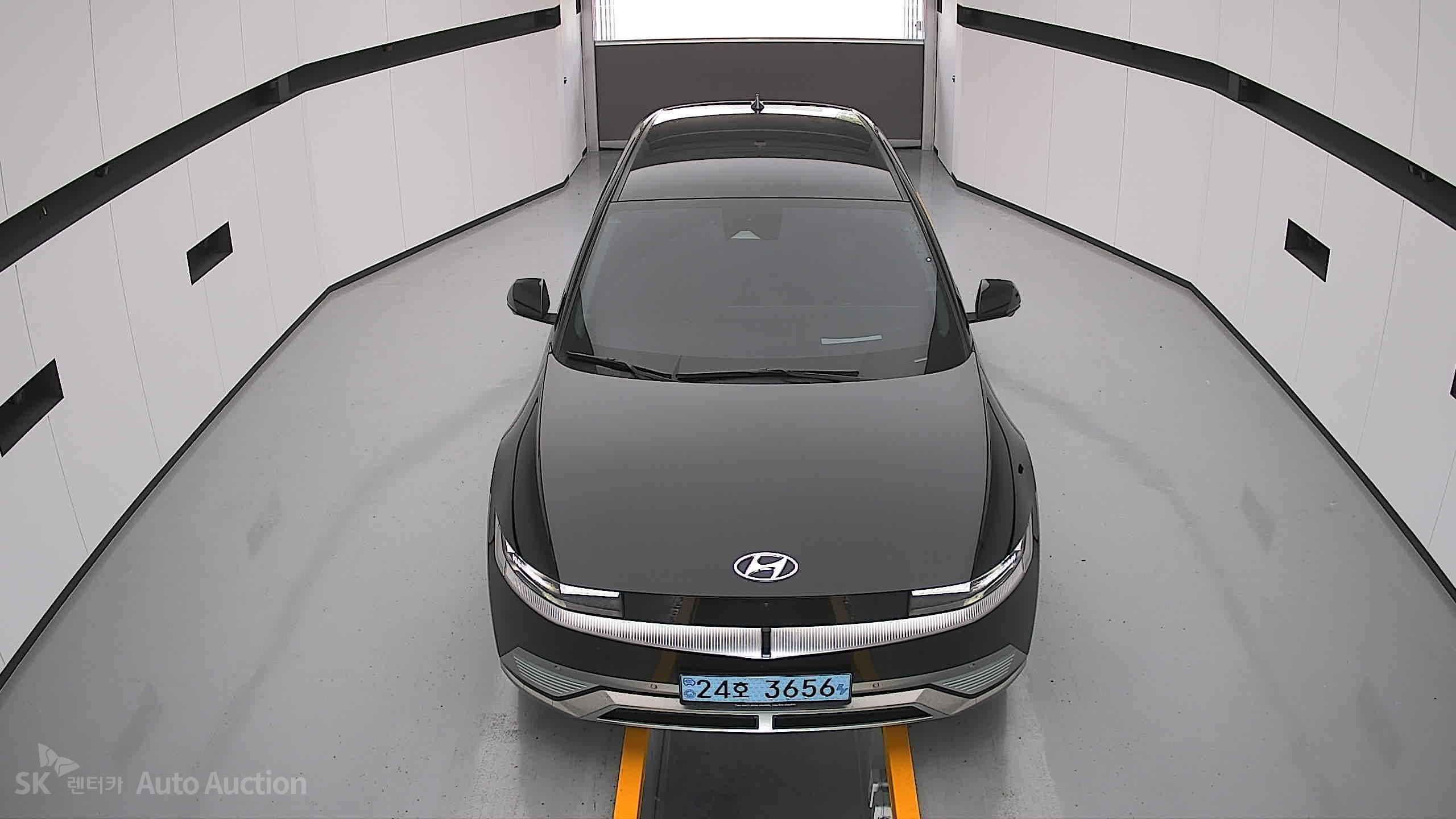 2022 - hyundai ioniq