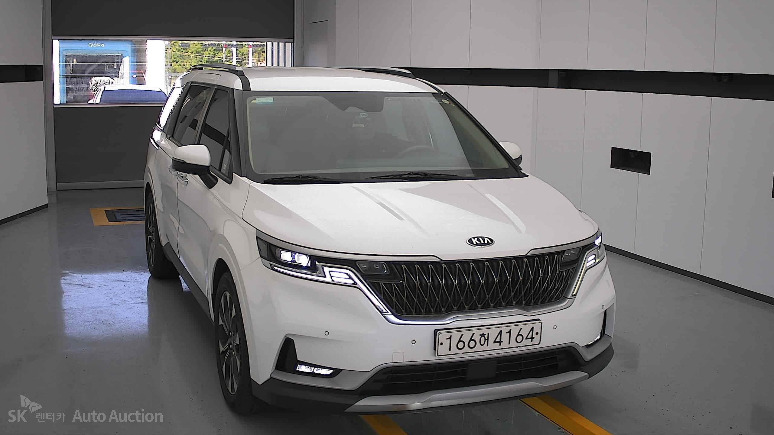 2021 - kia carnival
