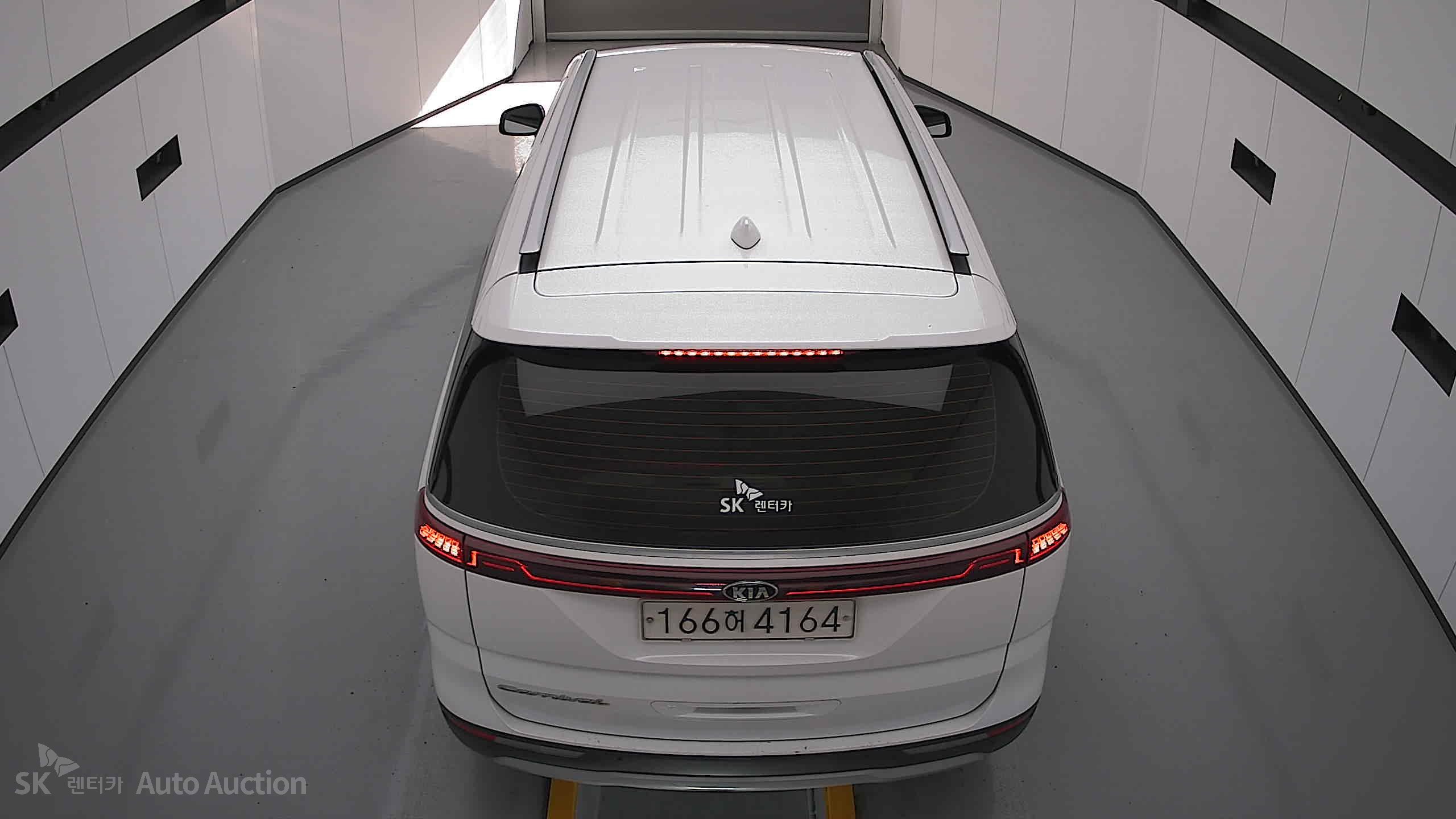 2021 - kia carnival