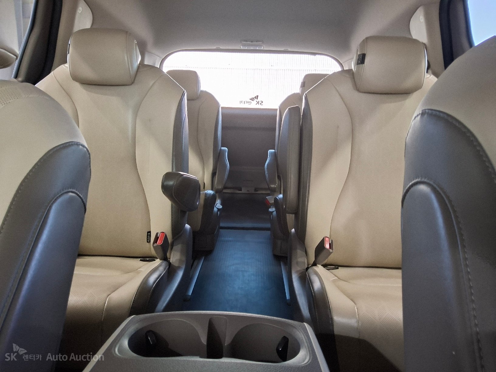 2021 - kia carnival