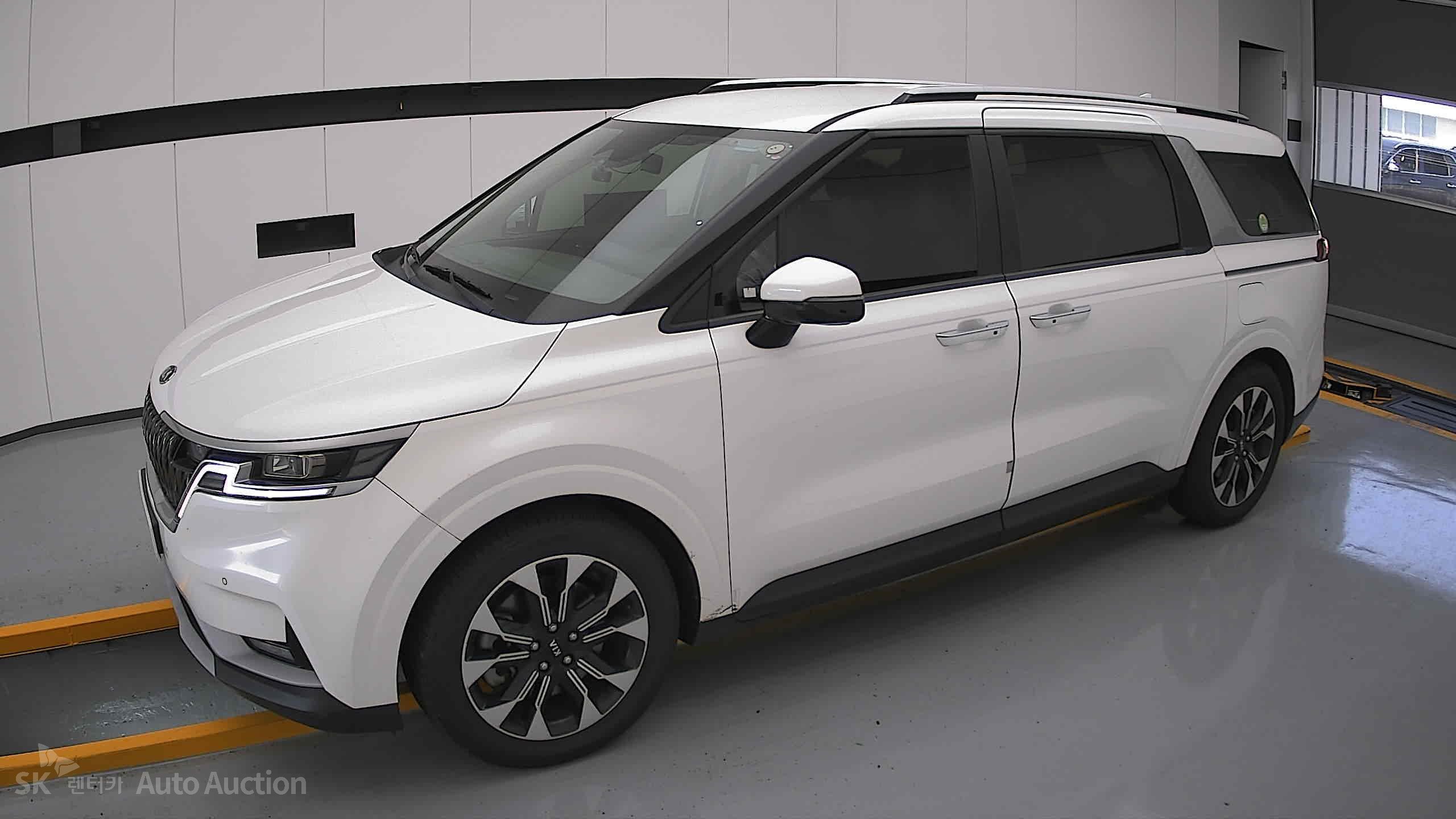 2021 - kia carnival