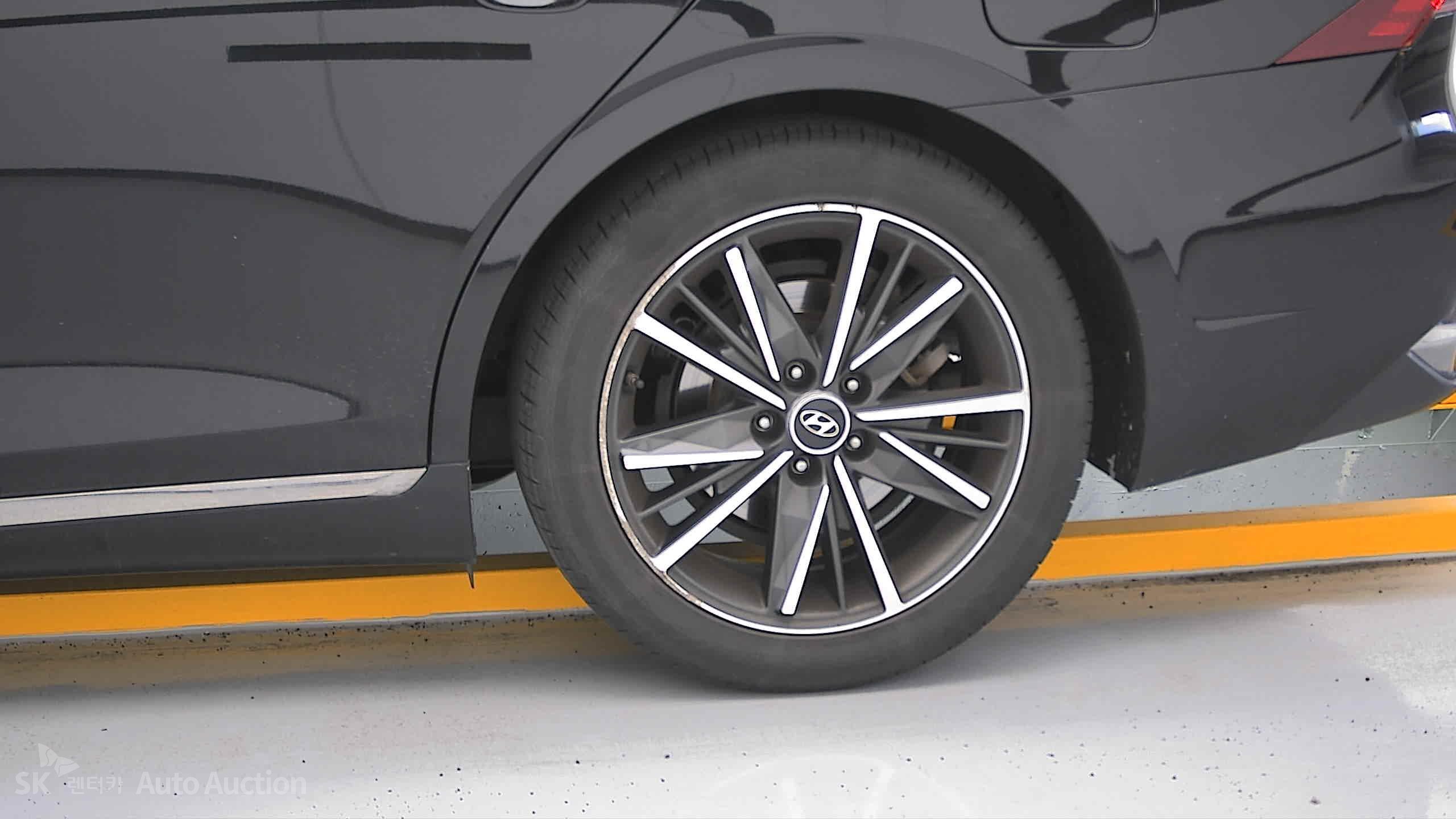 2023 - hyundai grandeur