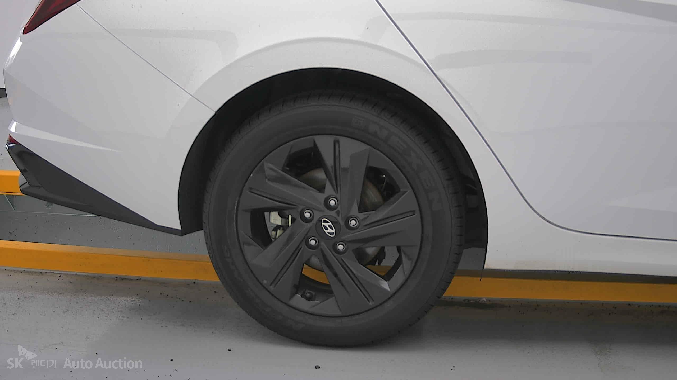 2023 - hyundai avante