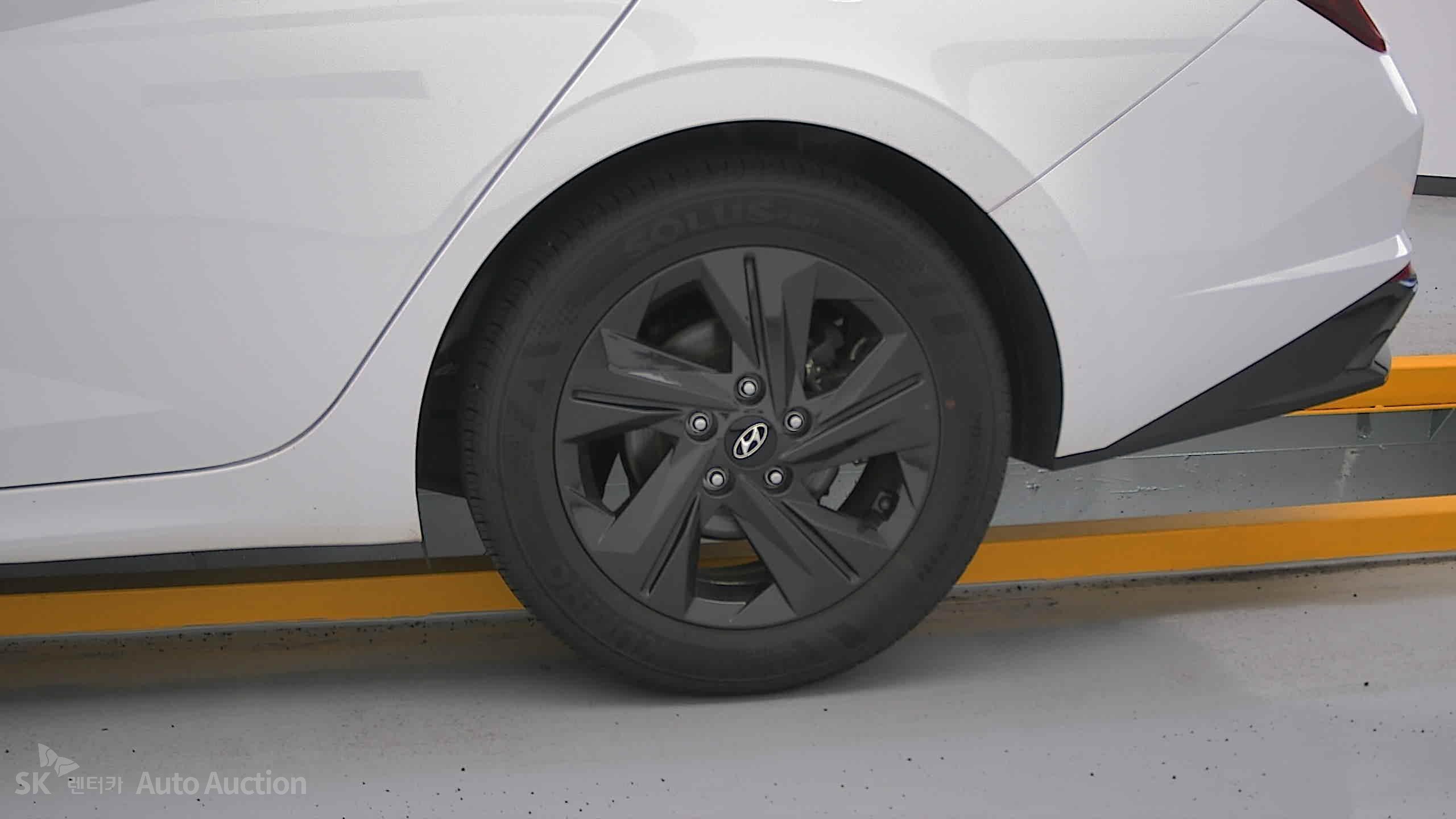 2023 - hyundai avante