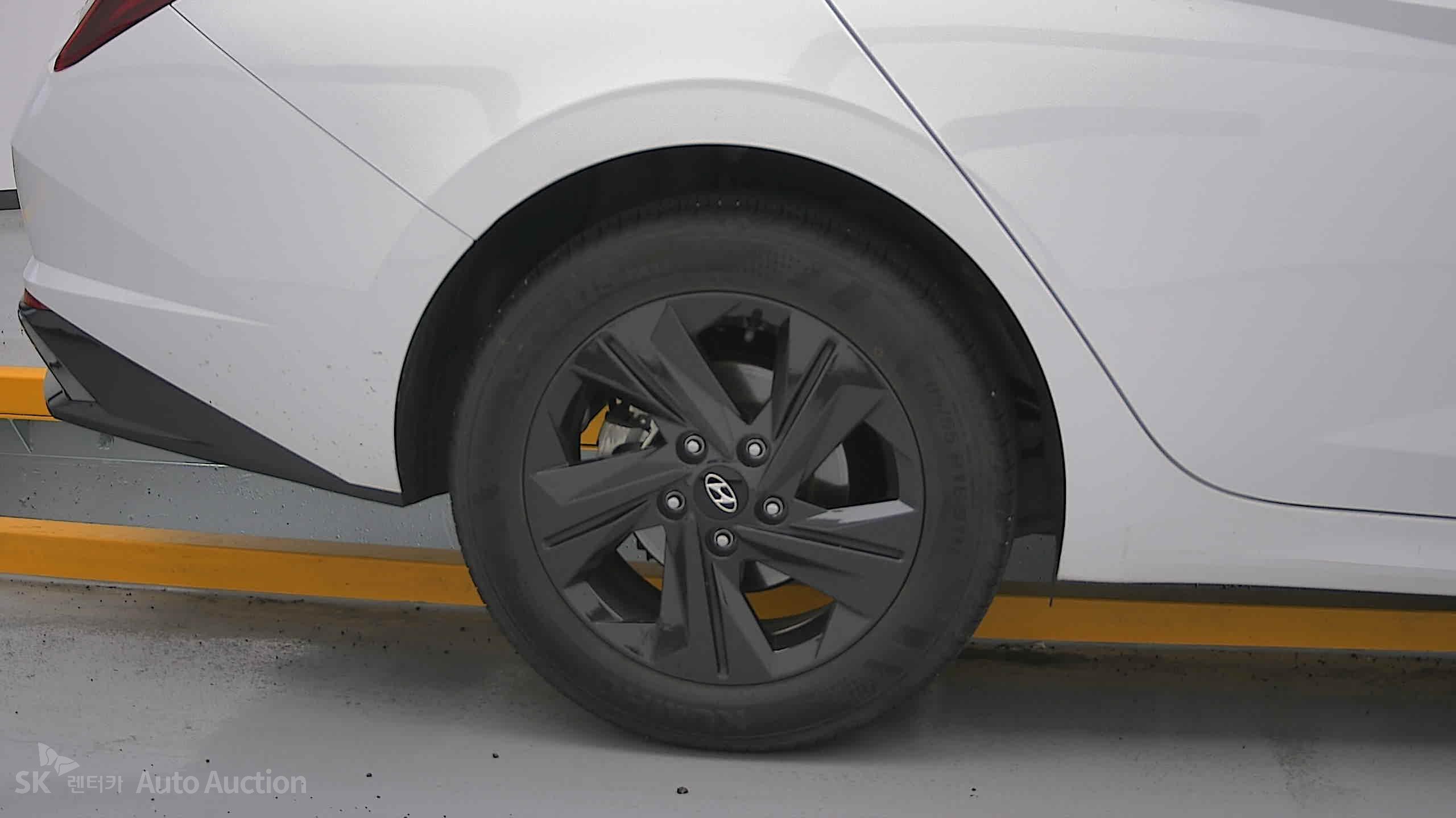 2023 - hyundai avante