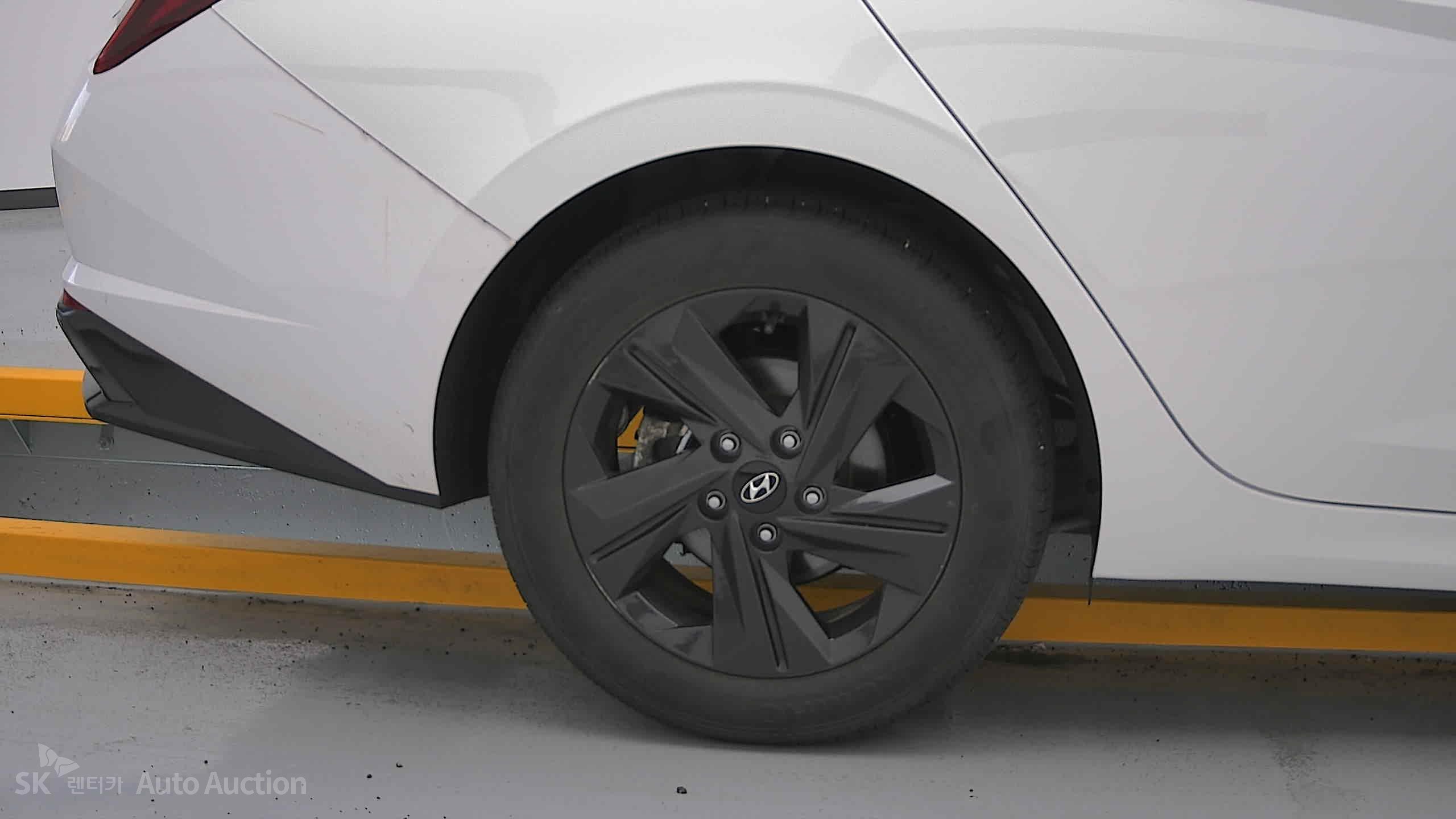 2023 - hyundai avante