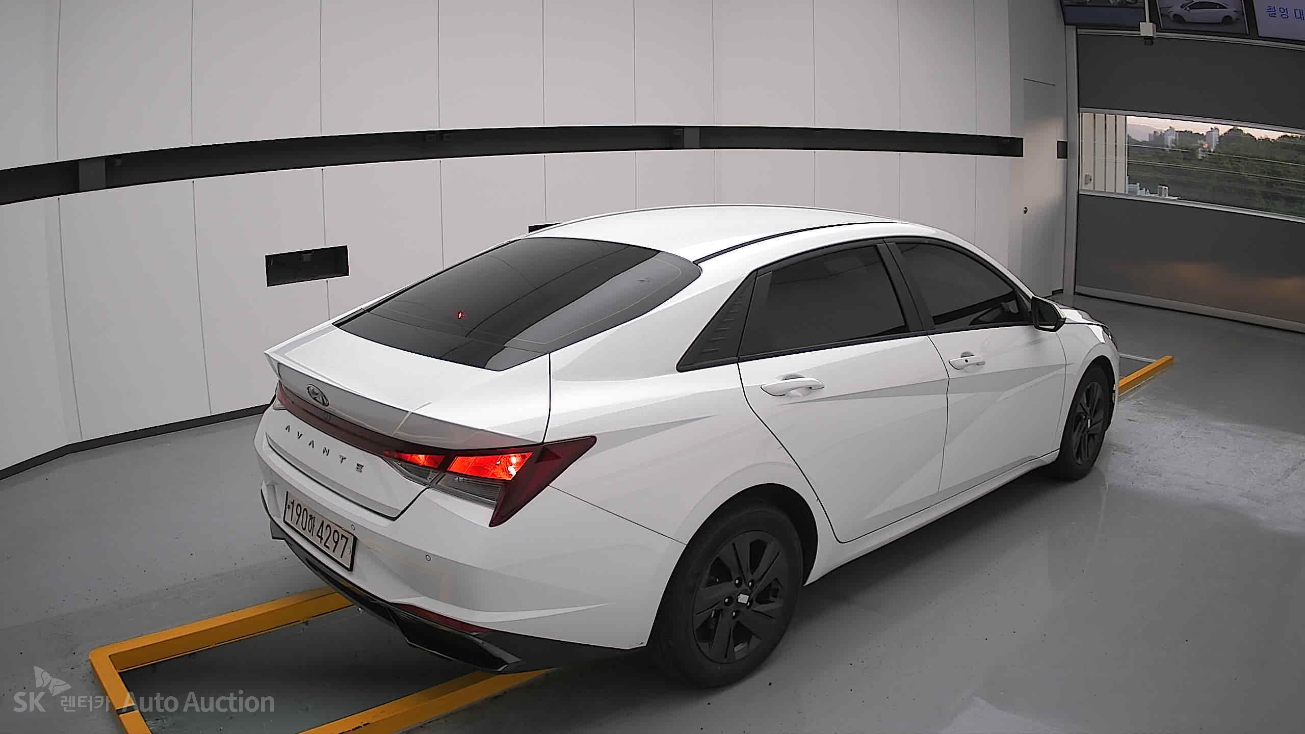 2023 - hyundai avante