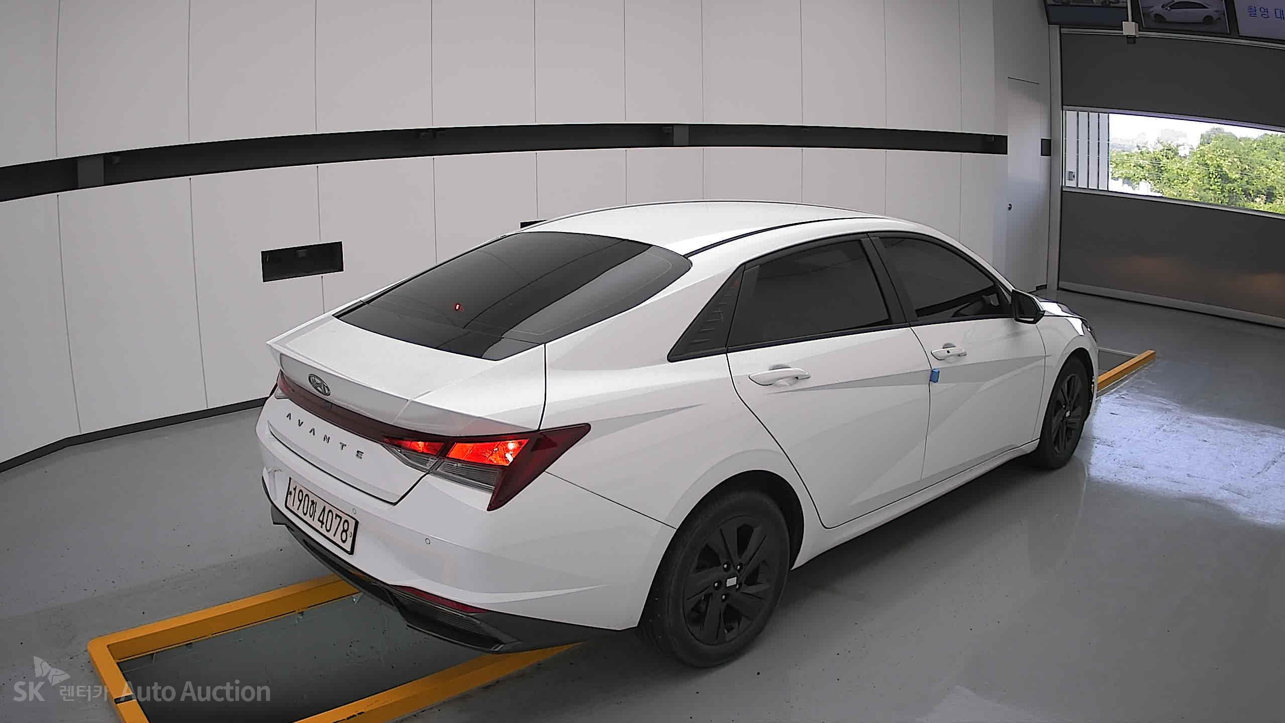 2023 - hyundai avante