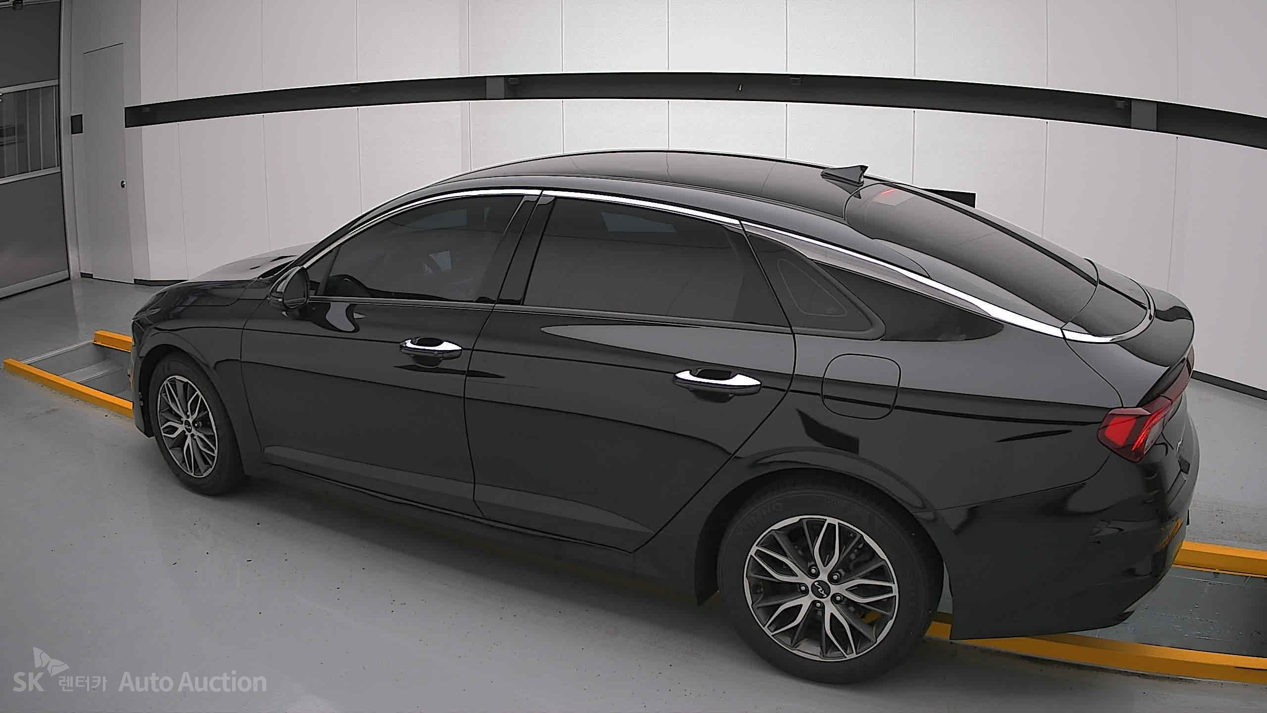 2023 - kia k5