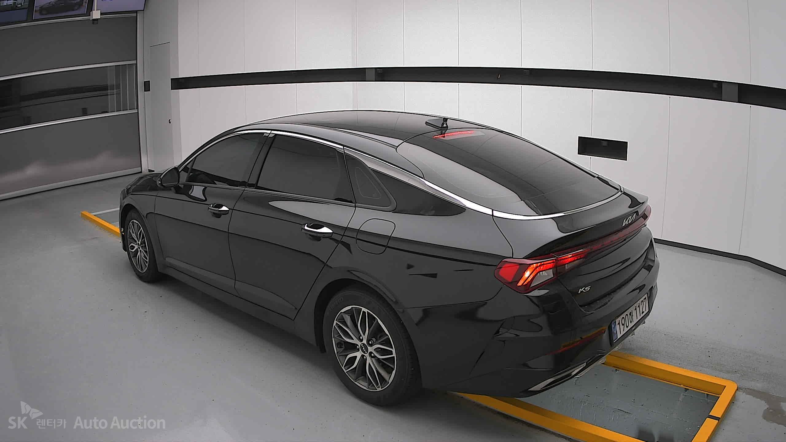 2023 - kia k5