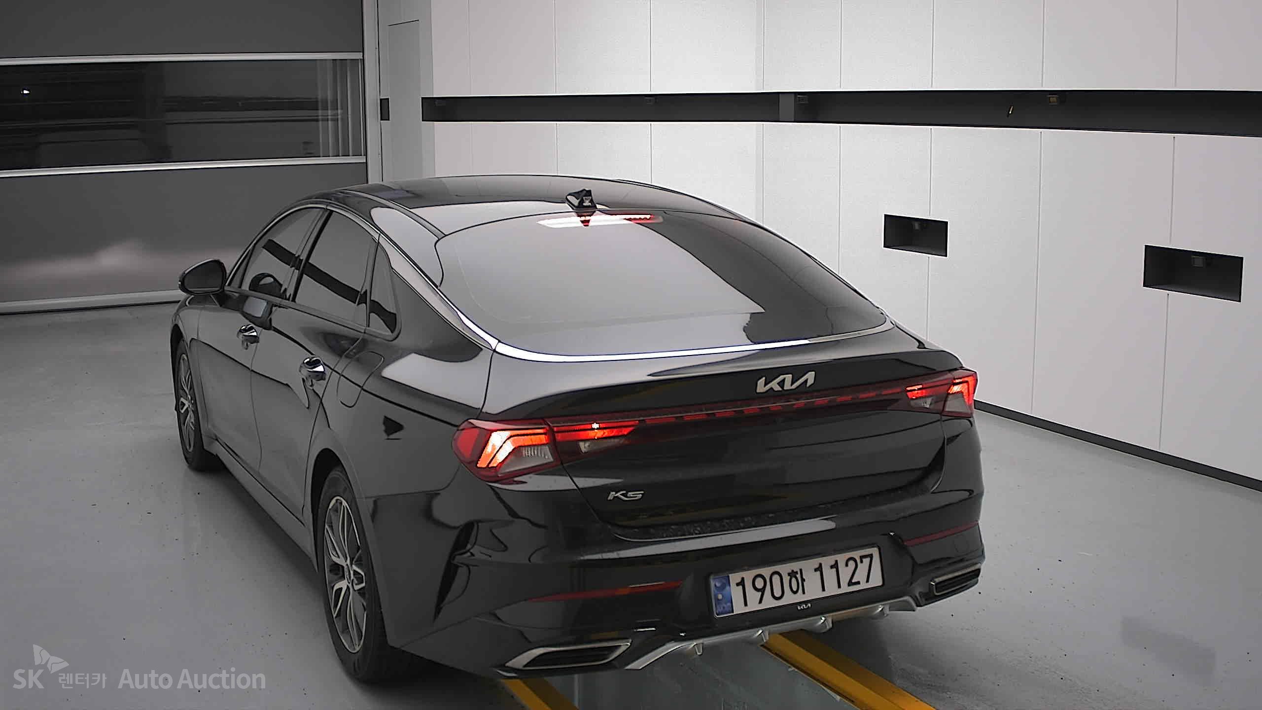 2023 - kia k5