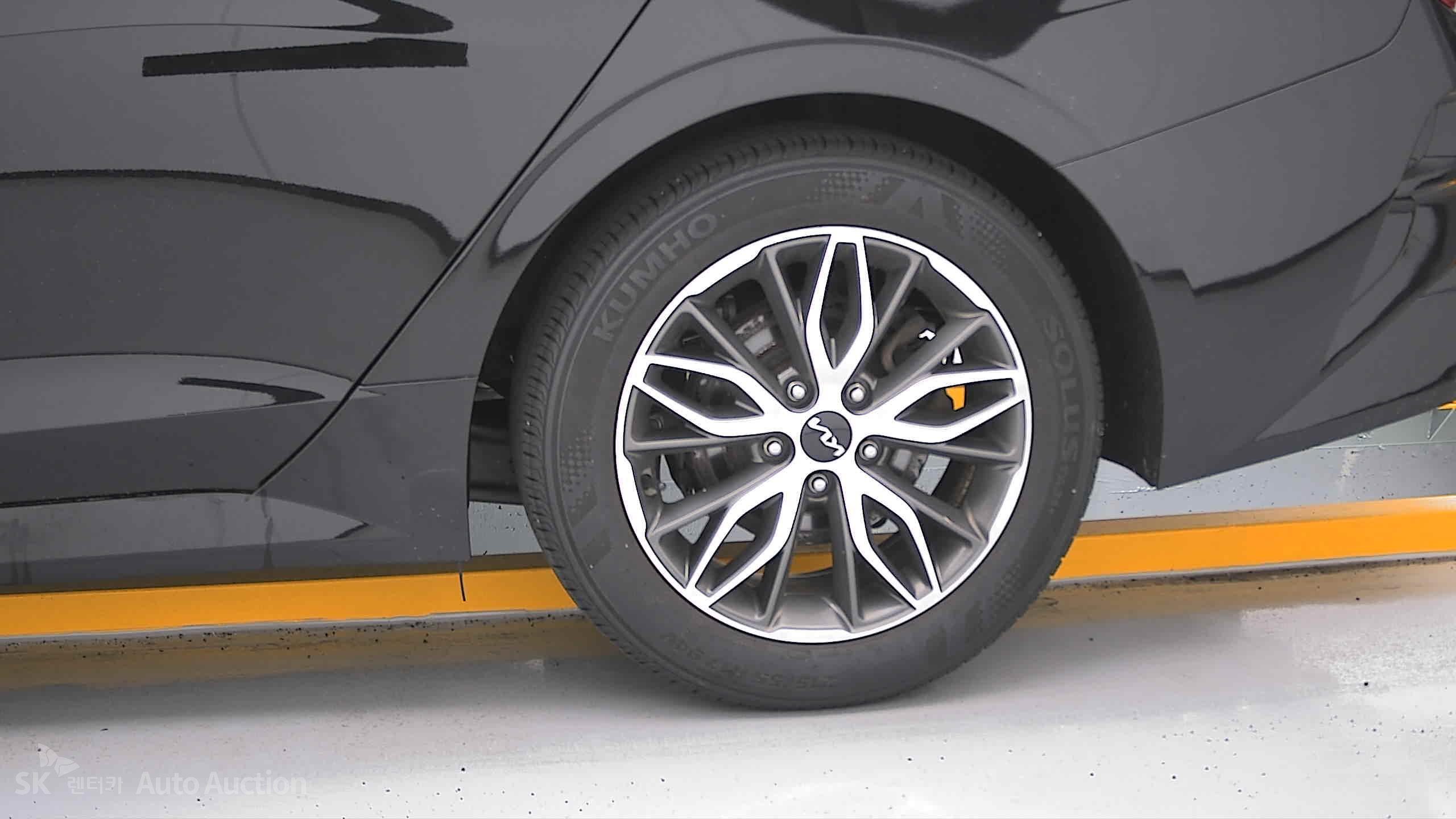 2023 - kia k5