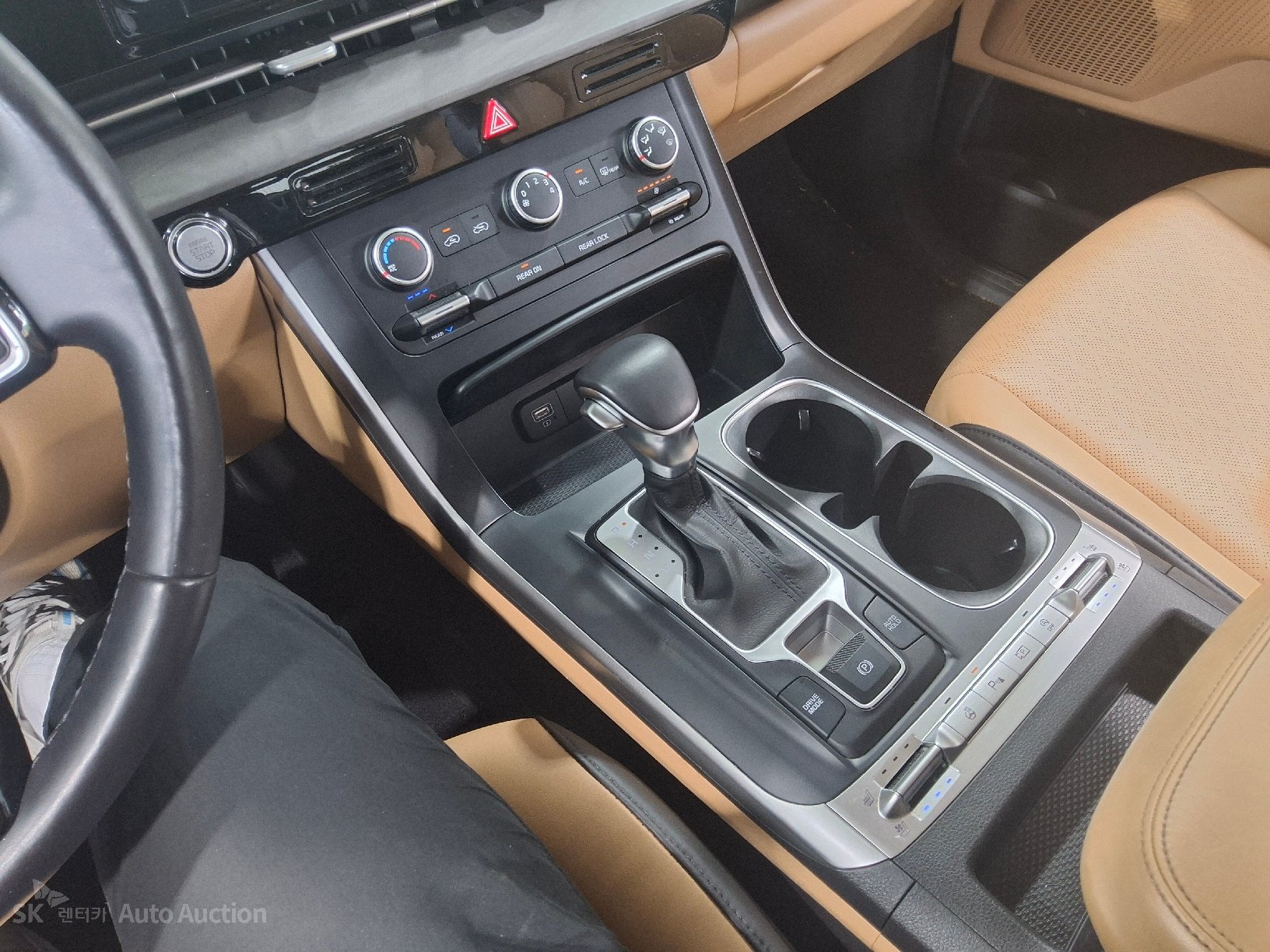 2021 - kia carnival