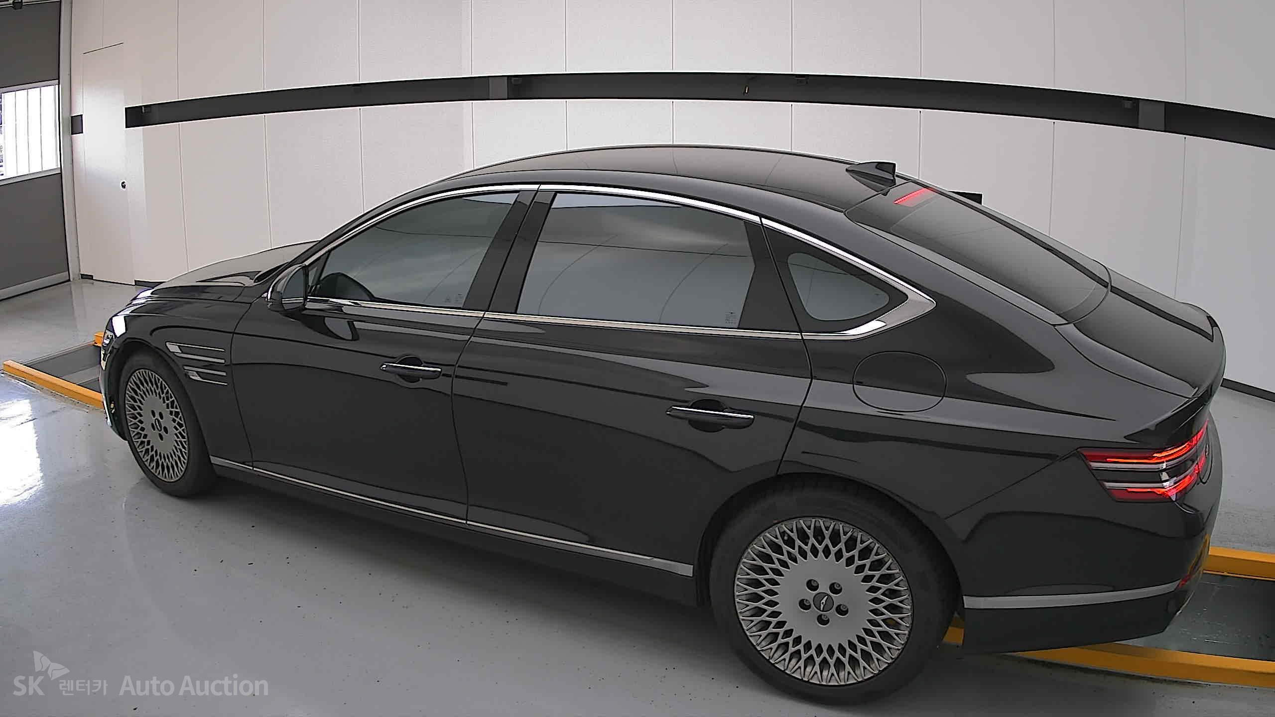 2022 - genesis g80