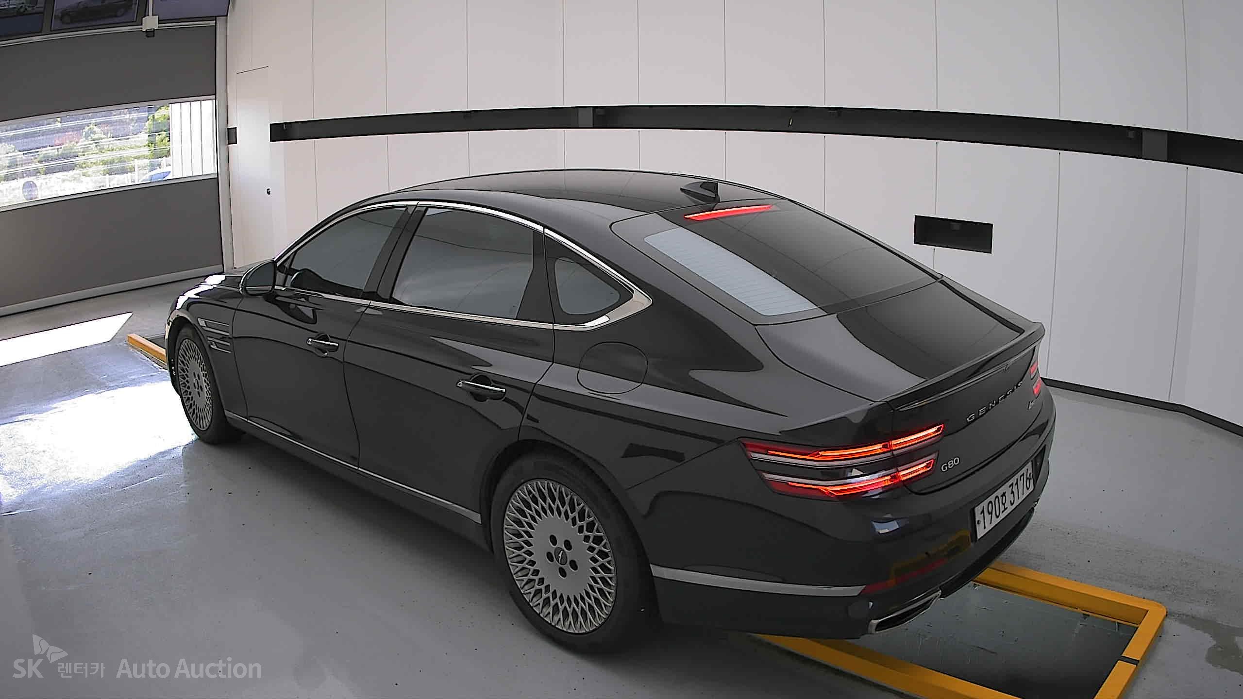 2022 - genesis g80