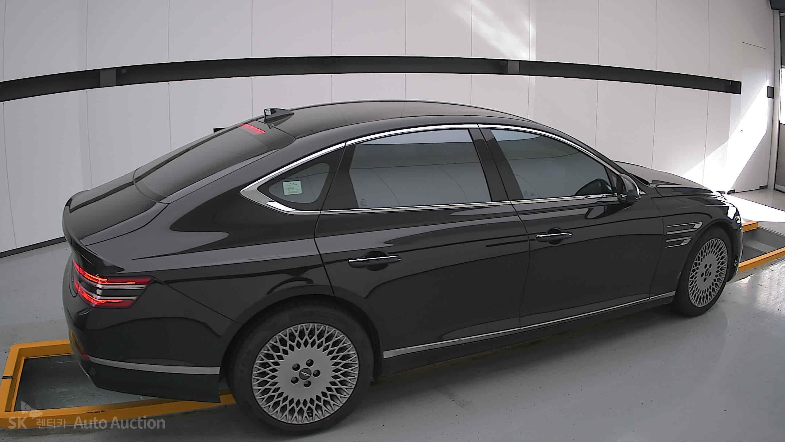2022 - genesis g80